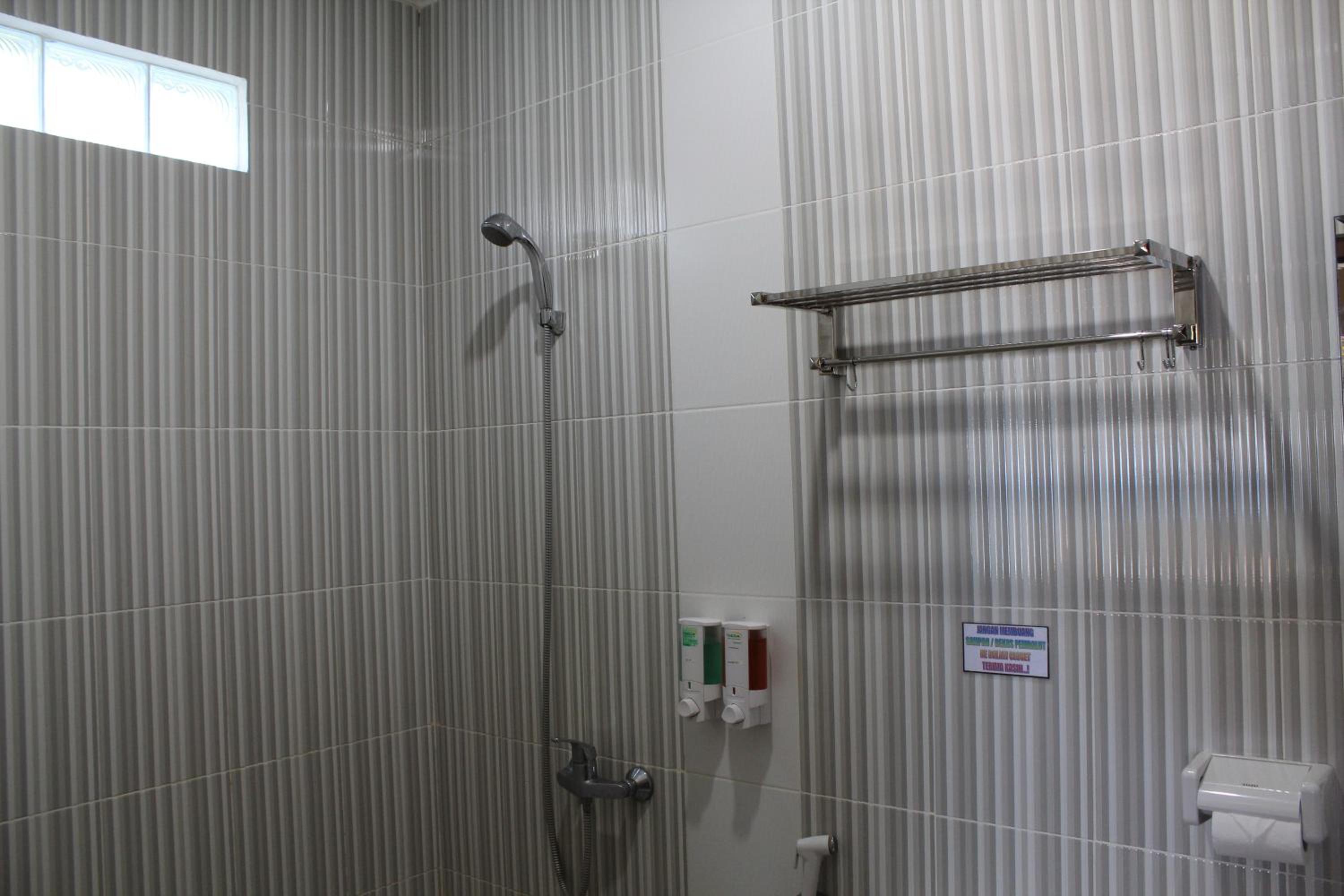Superior Twin Room - Photo 4