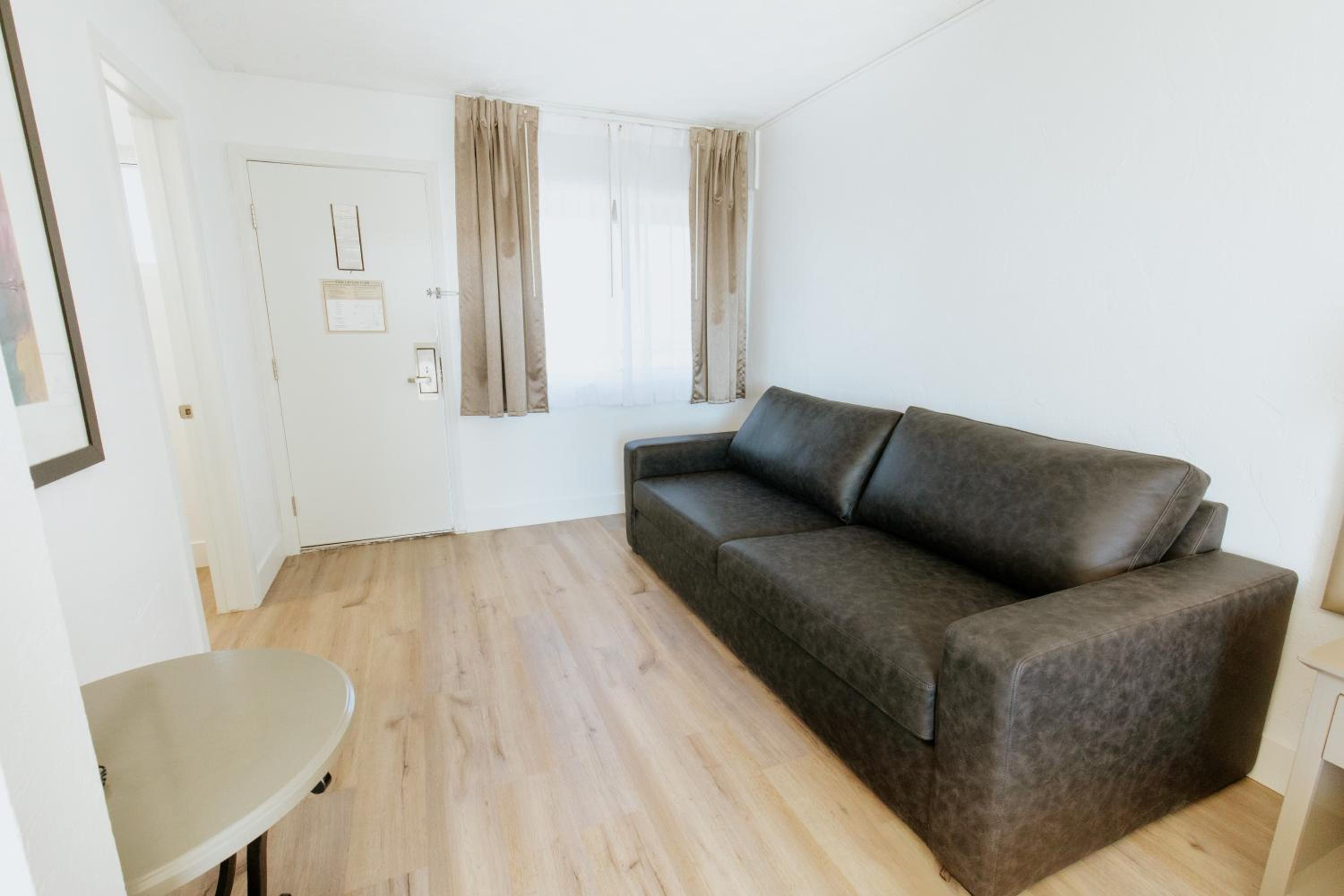 Family Suite - Photo 6