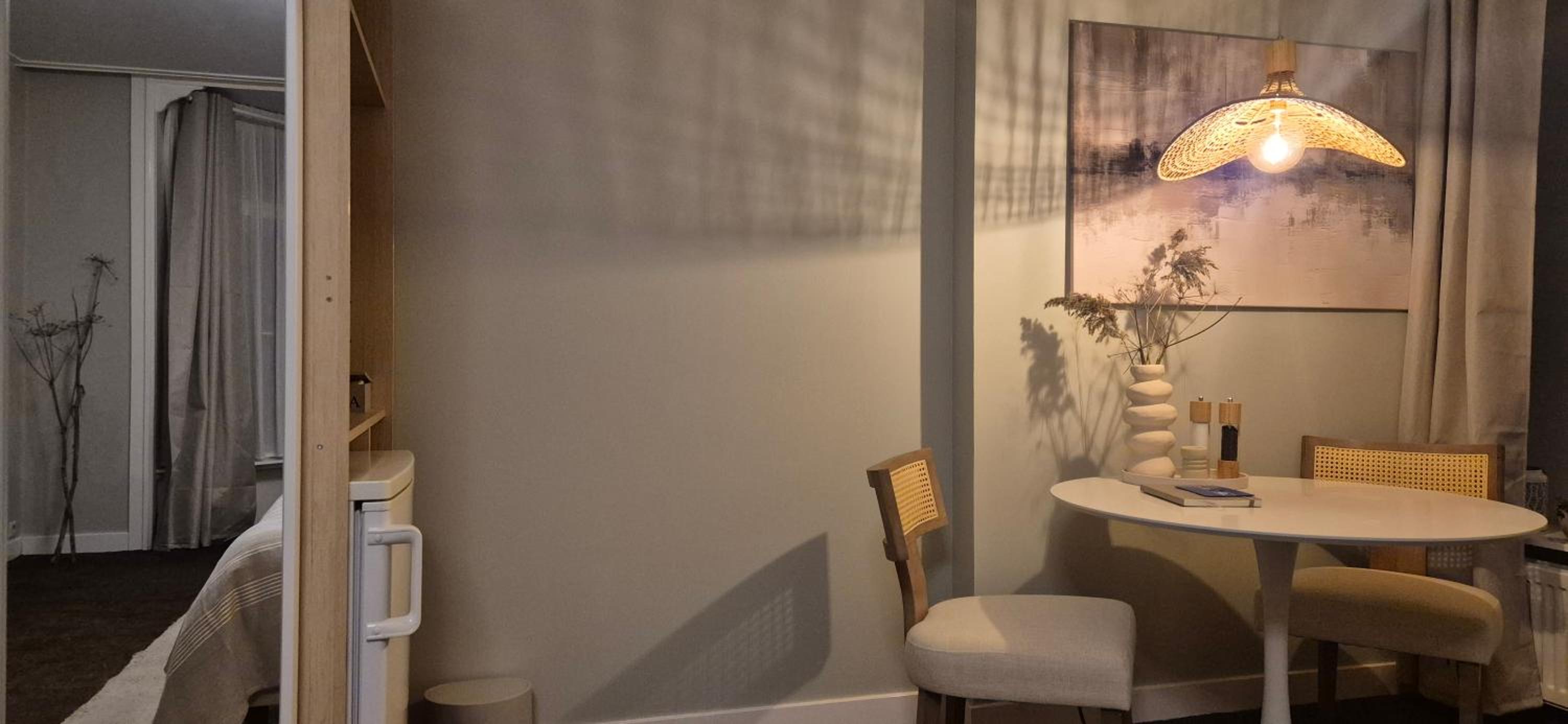 Deluxe King Room photo 2