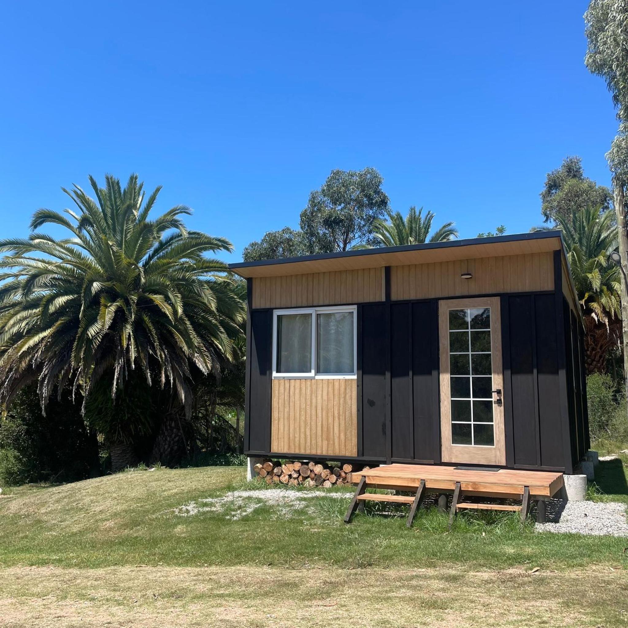 One-Bedroom House photo 2