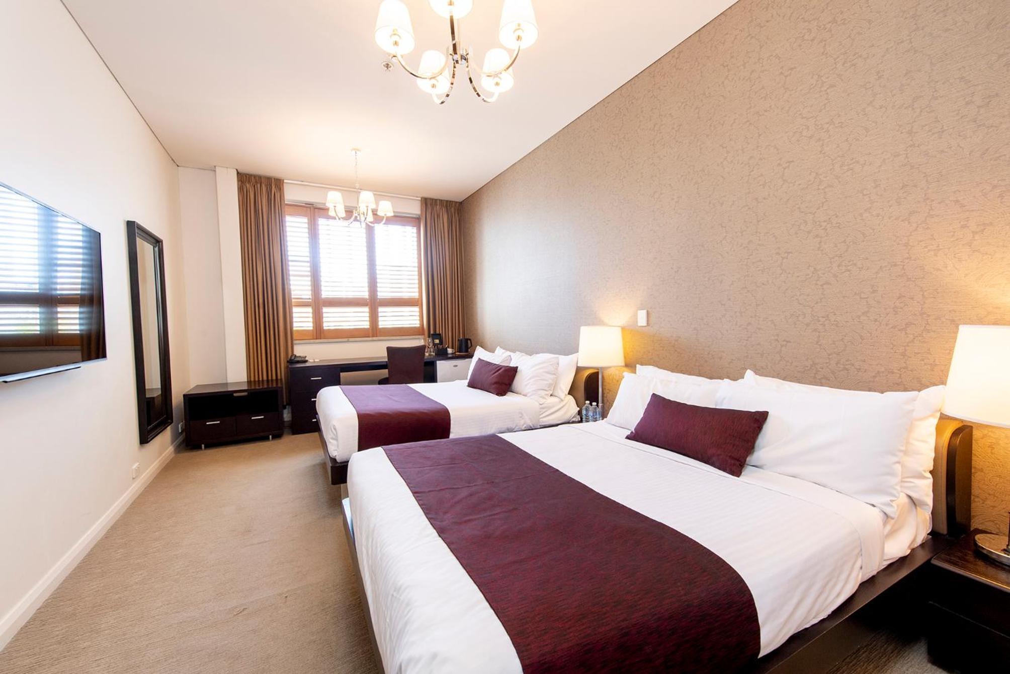 Standard Double Room with Two Double Beds - Photo 6