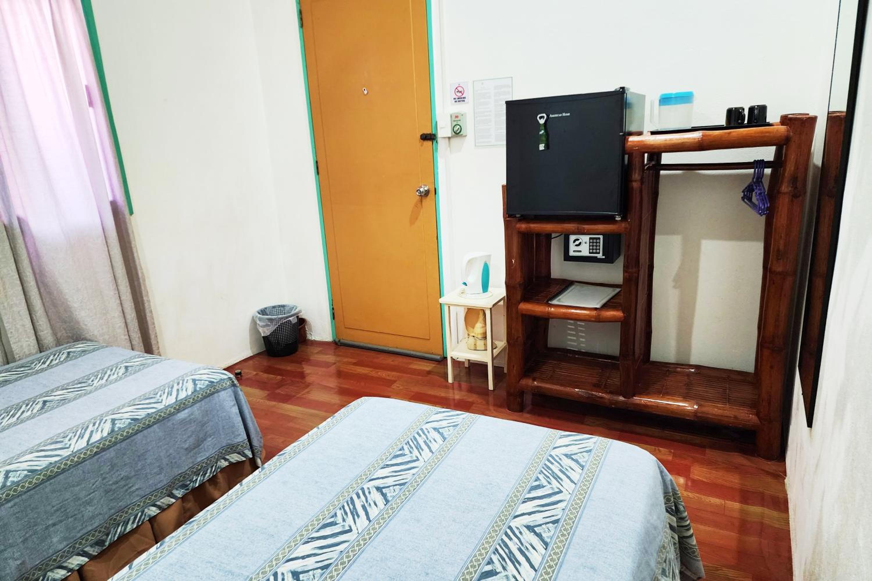 Standard Twin Room photo 1