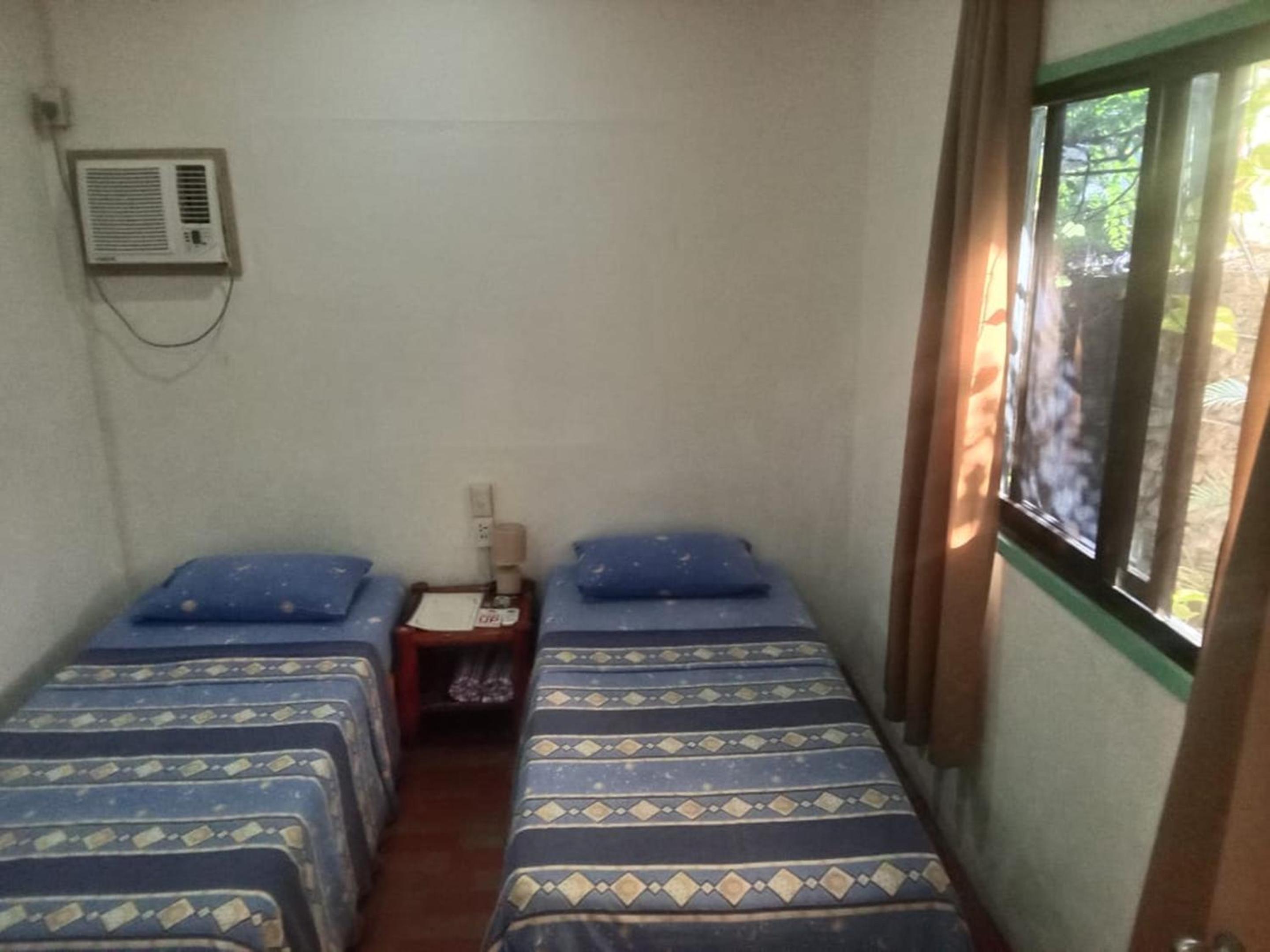 Standard Twin Room photo 3