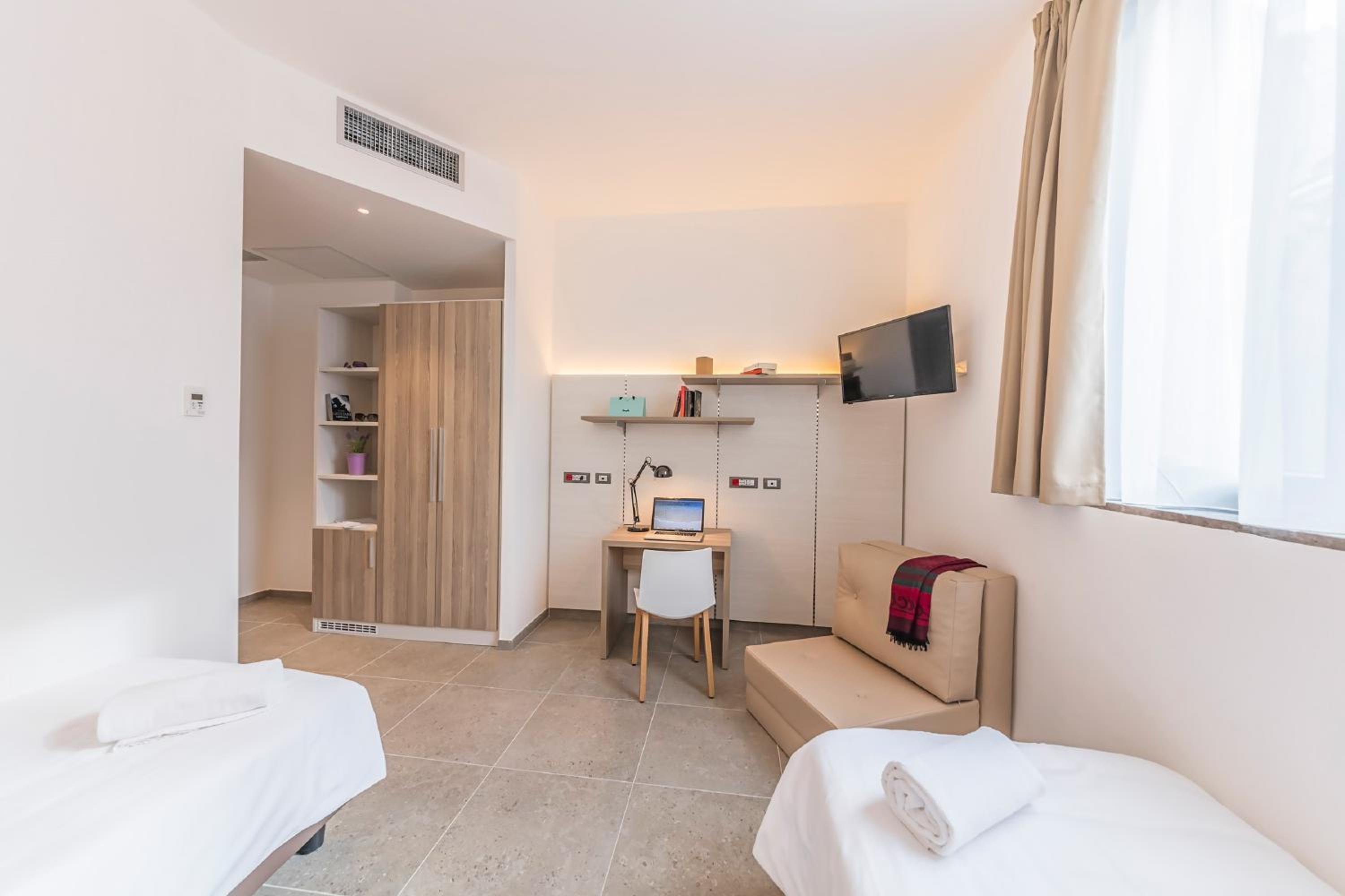 Double or Twin Room photo 1