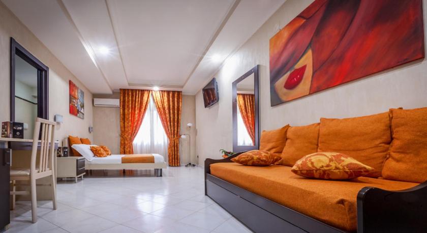 Quadruple Room - Photo 1
