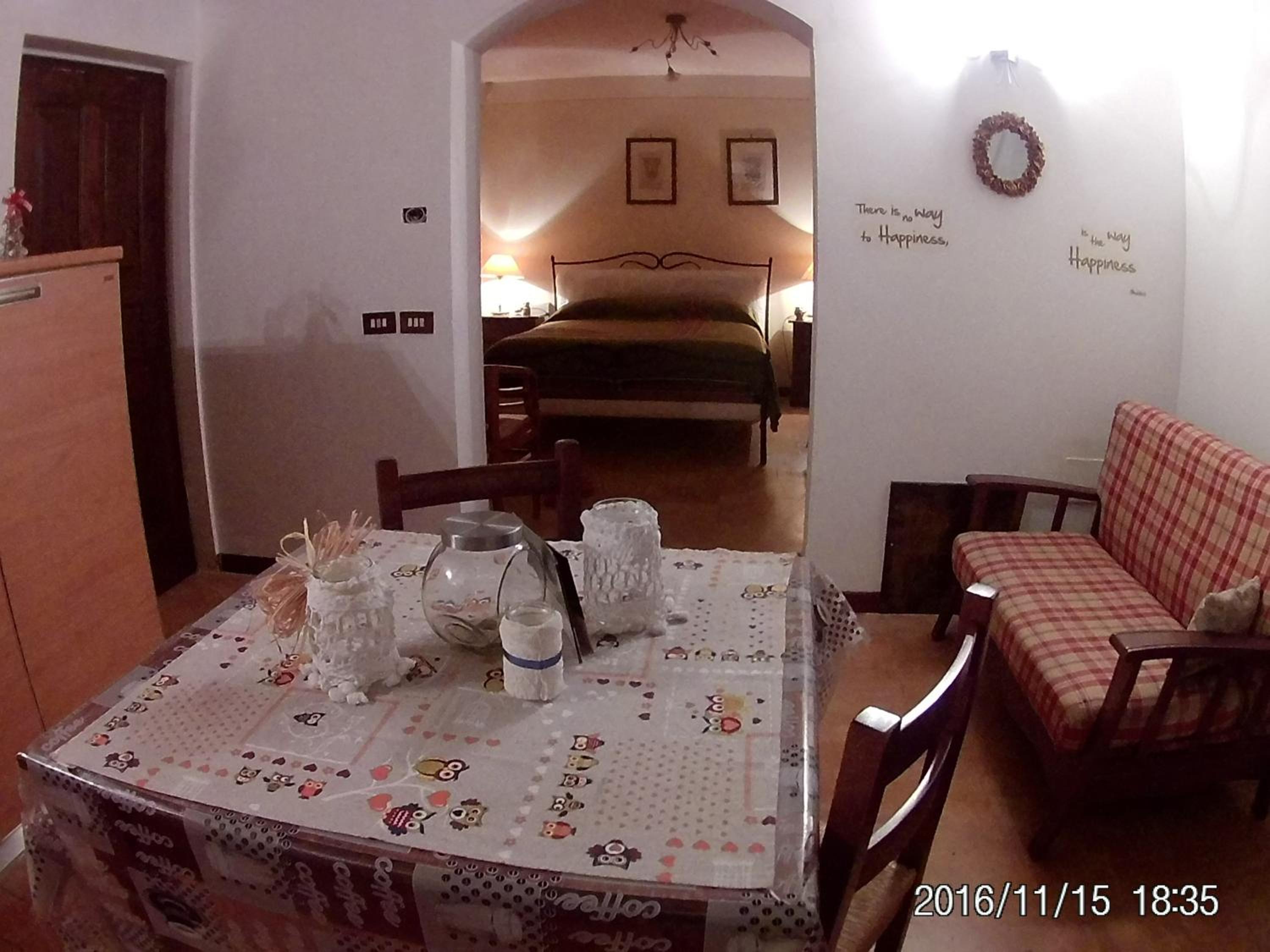 Apartment - Photo 11