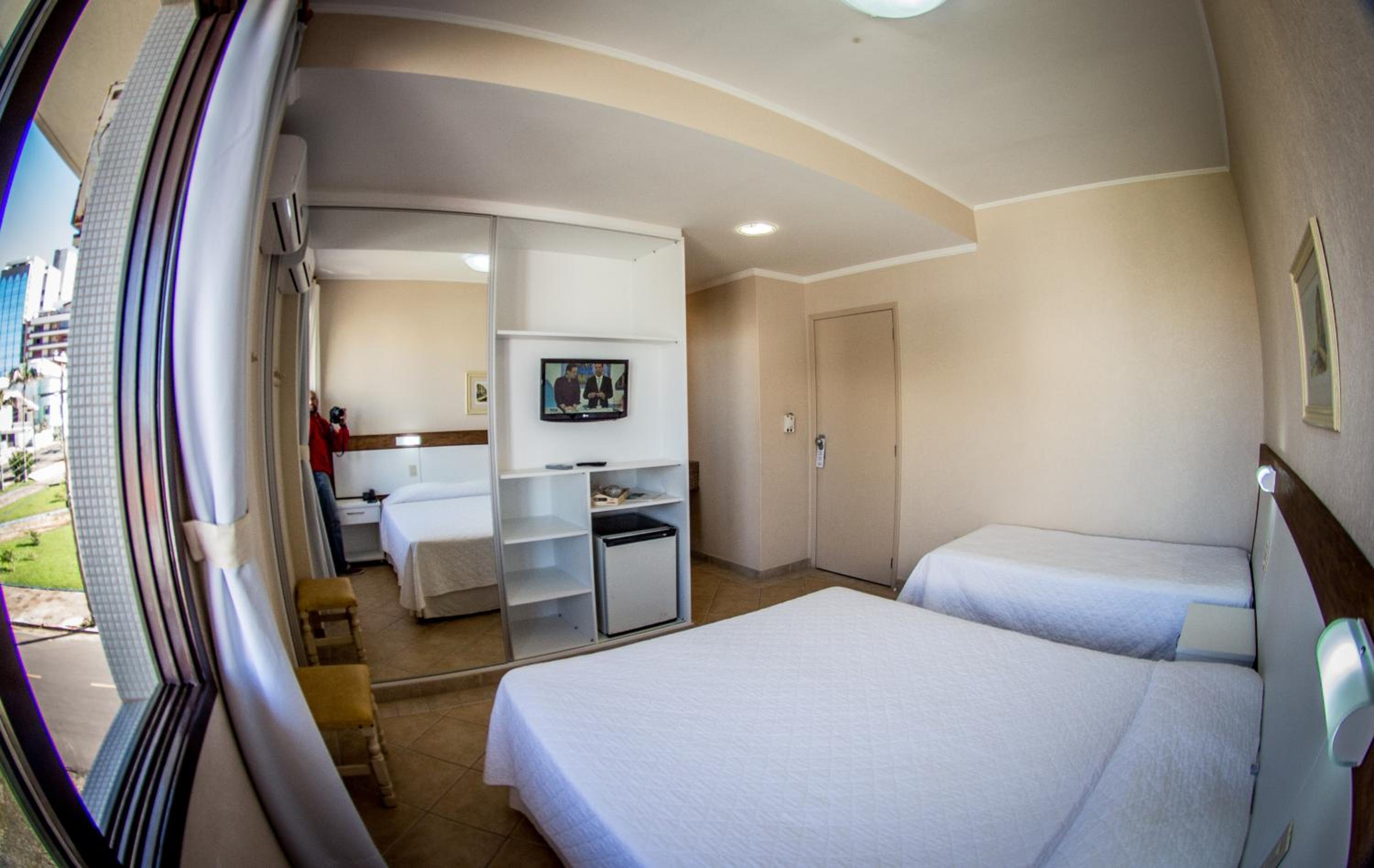 Standard Triple Room photo 2