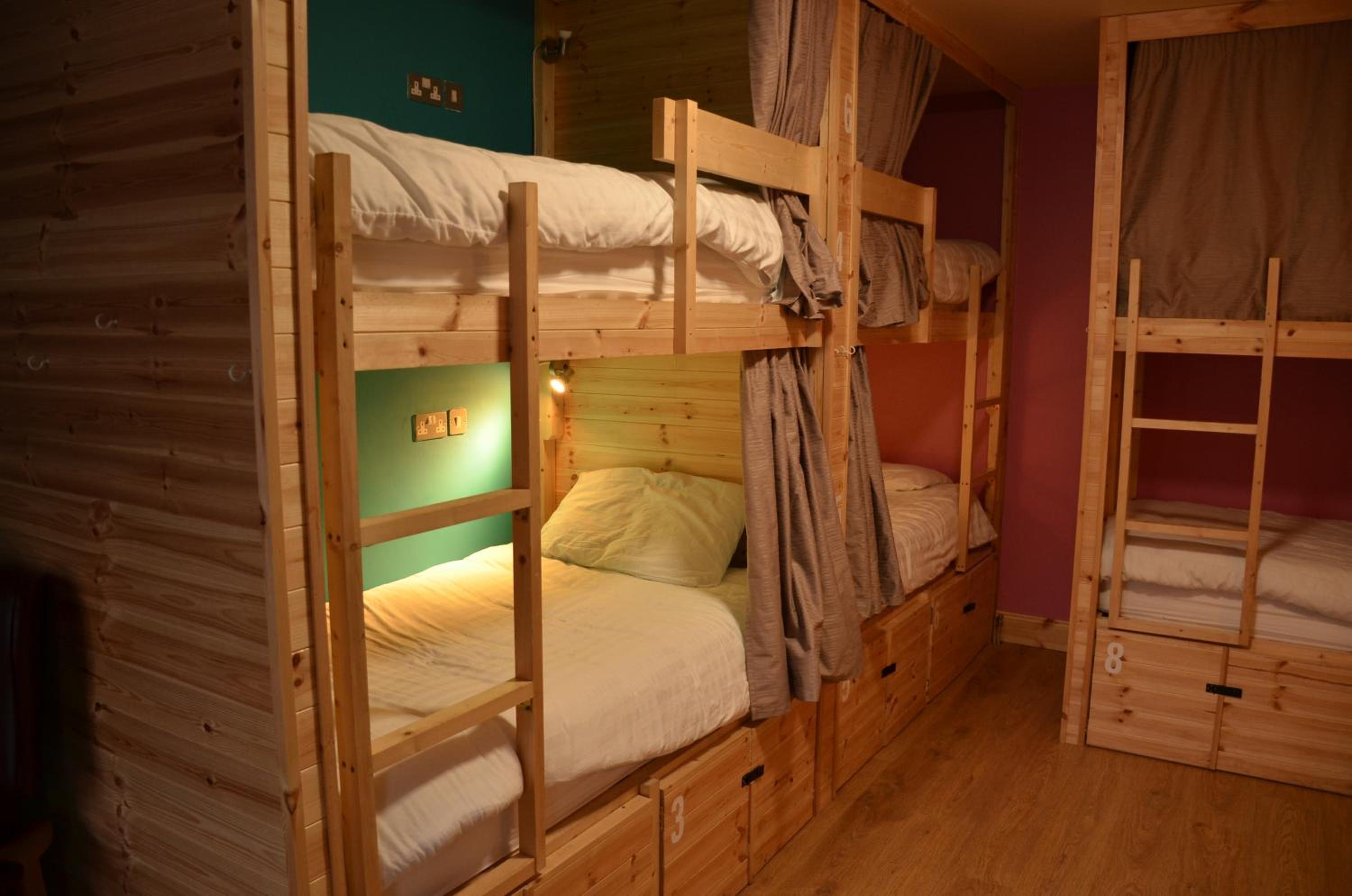 Bed in 6-Bed Mixed Dormitory Room
