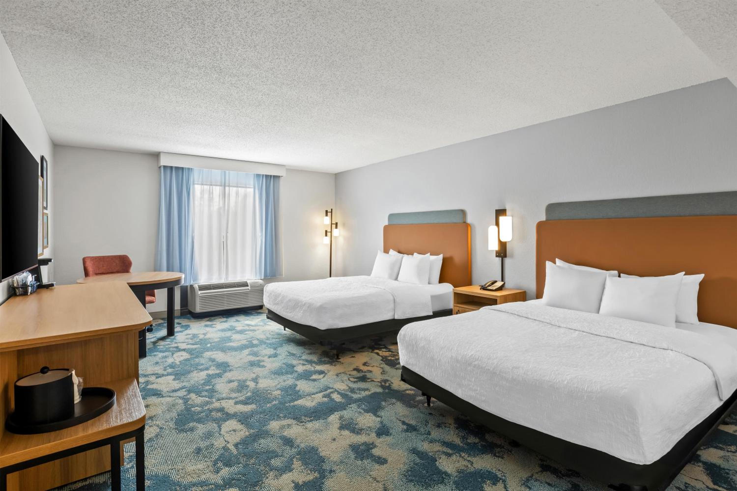 Queen Room with Two Queen Beds - Mobility and Hearing Access/Non-Smoking - Photo 2