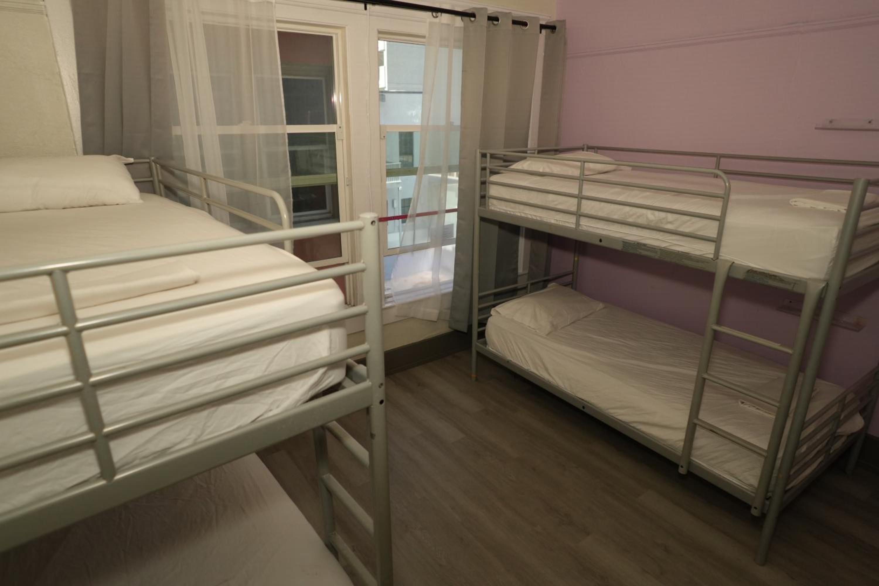 Bed in 4-Bed Mixed Dormitory Room