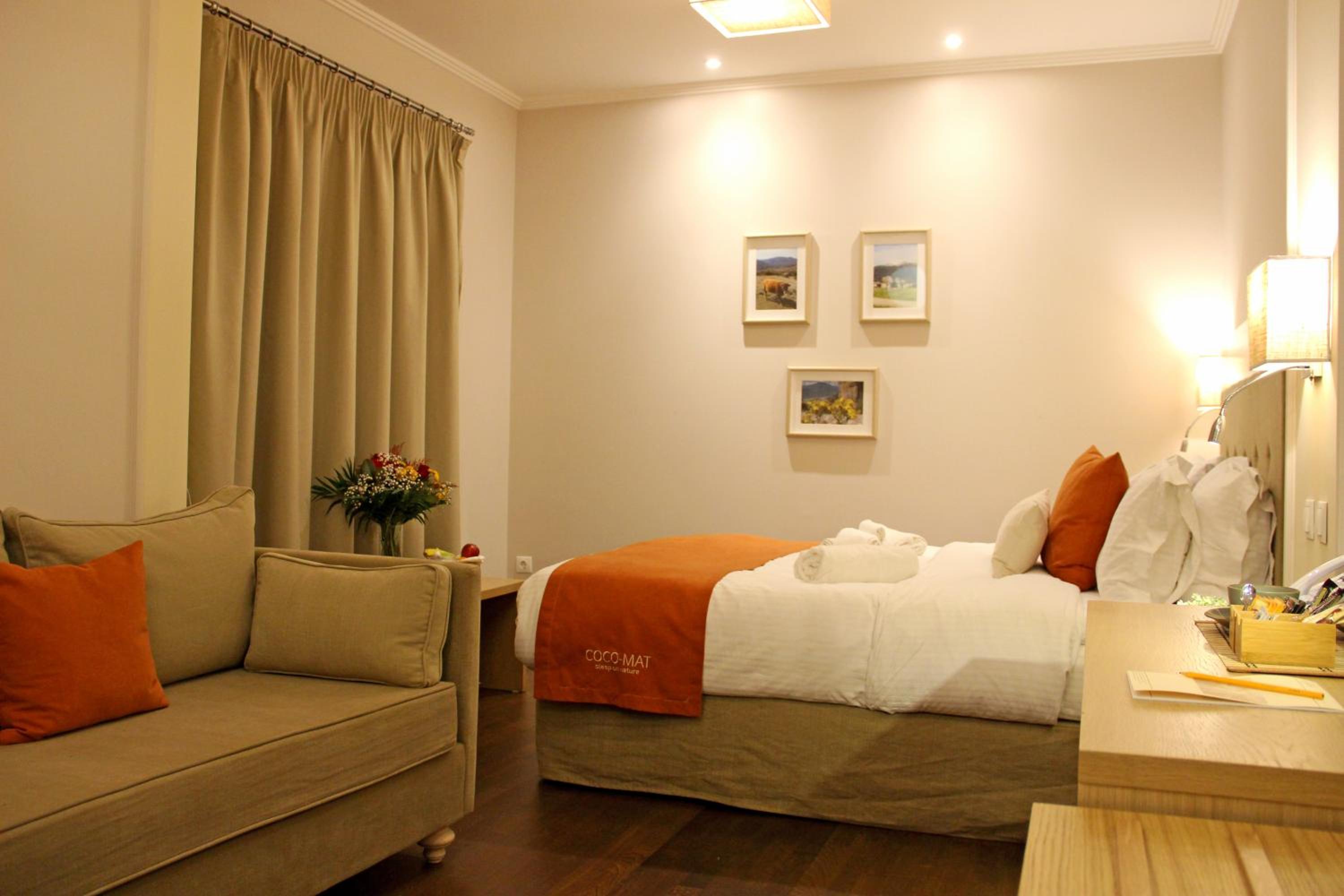 Standard Triple Room photo 2