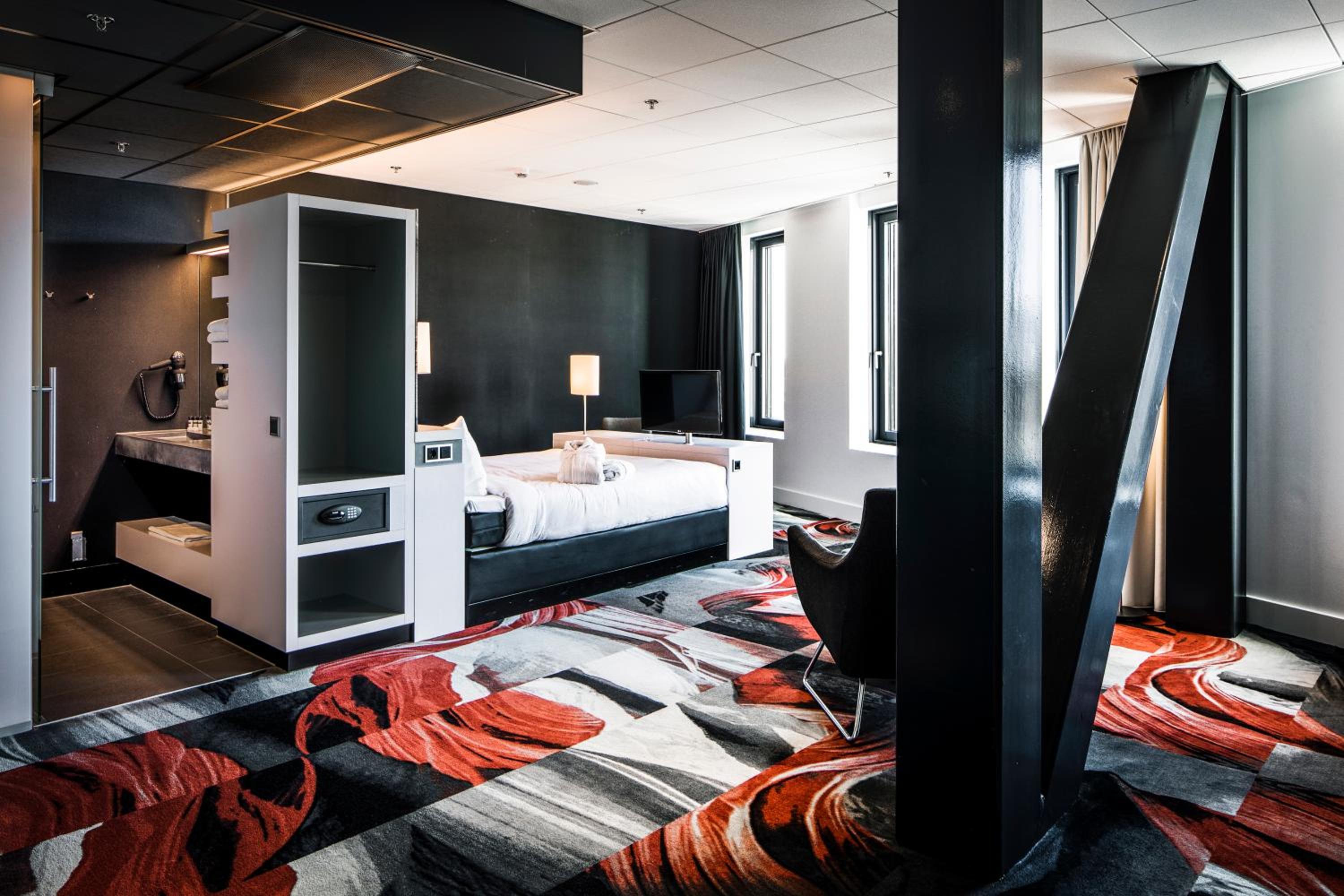 Suite photo 1