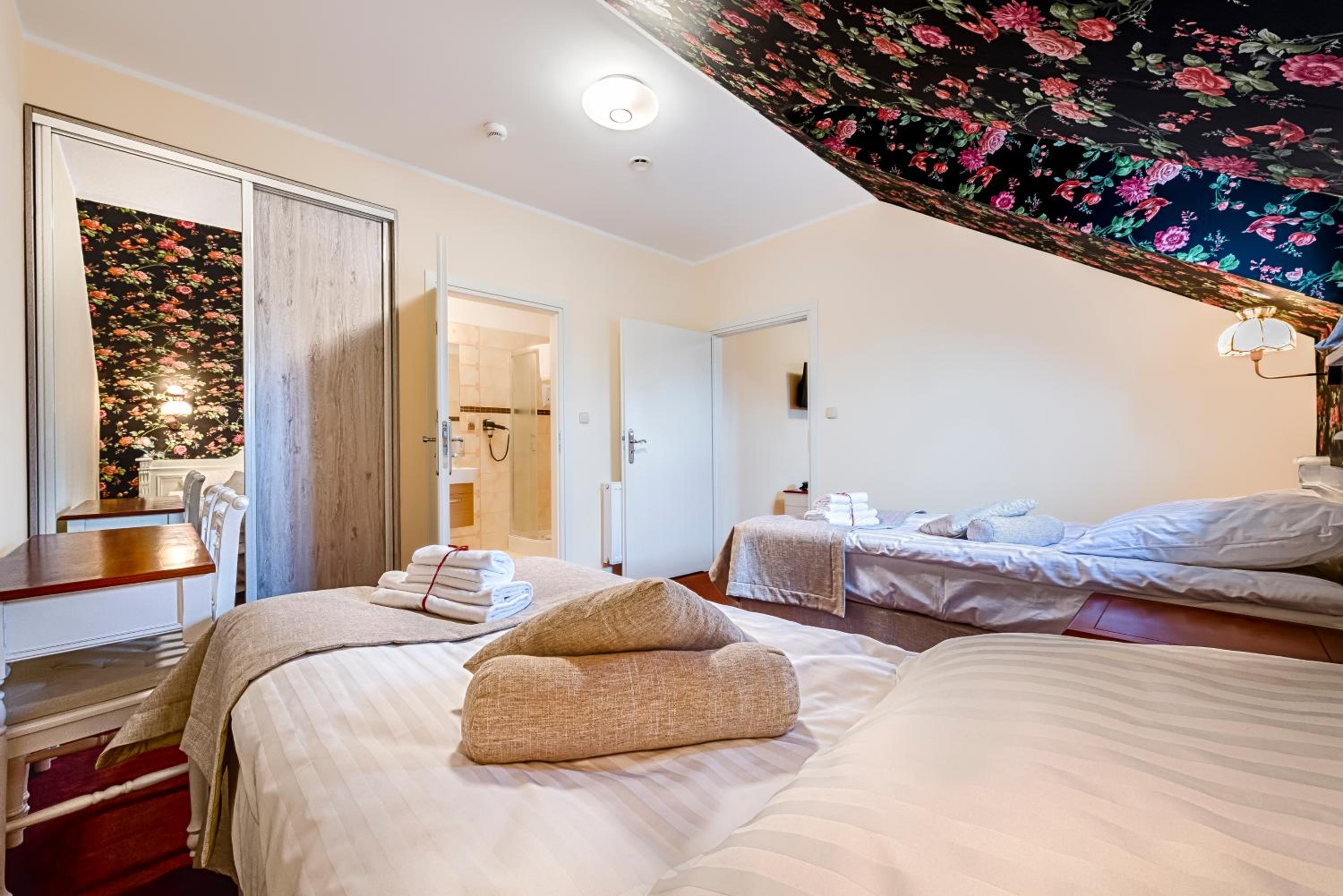 Triple Room - Photo 3