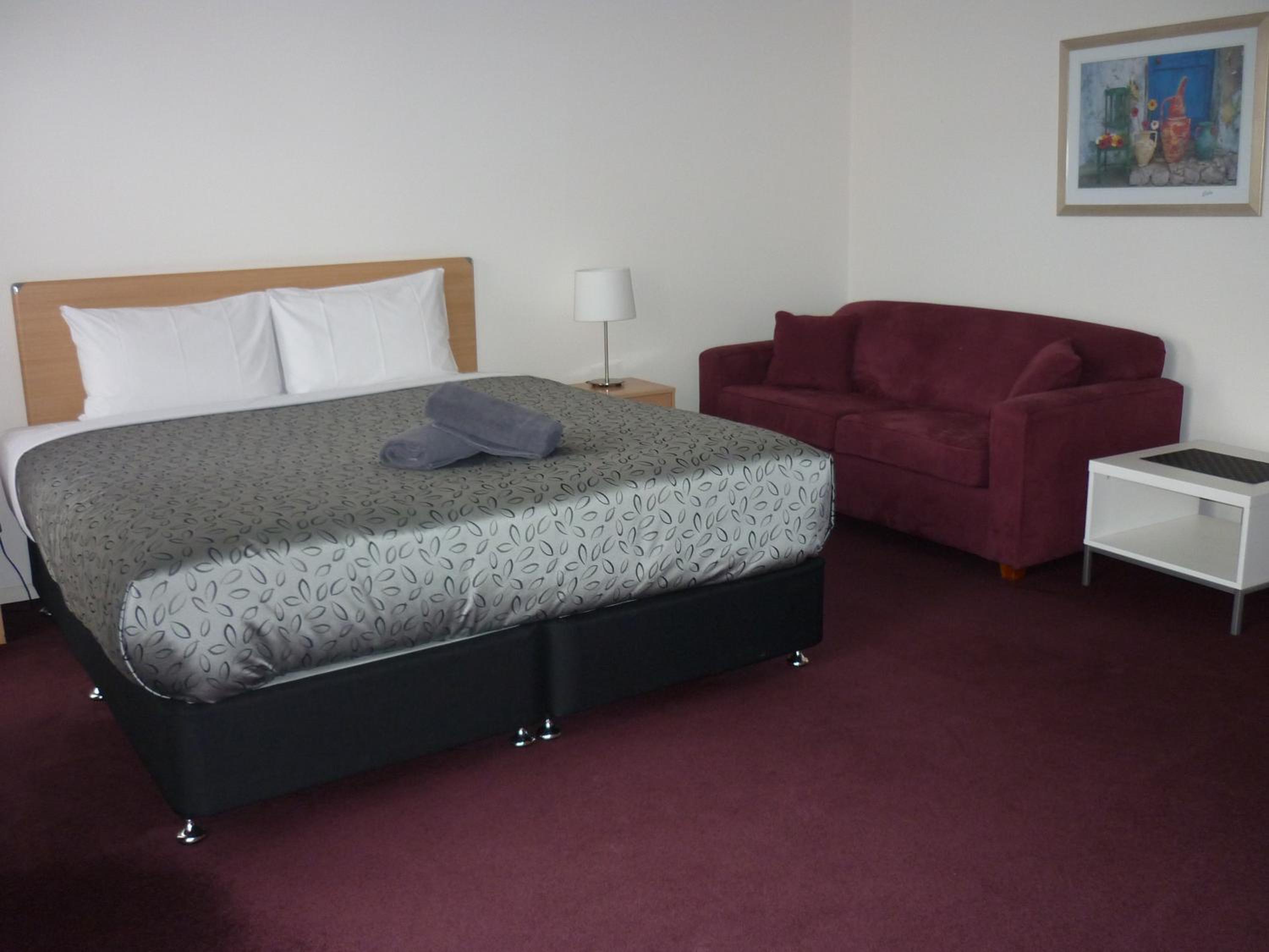 Queen Room with Spa Bath photo 2