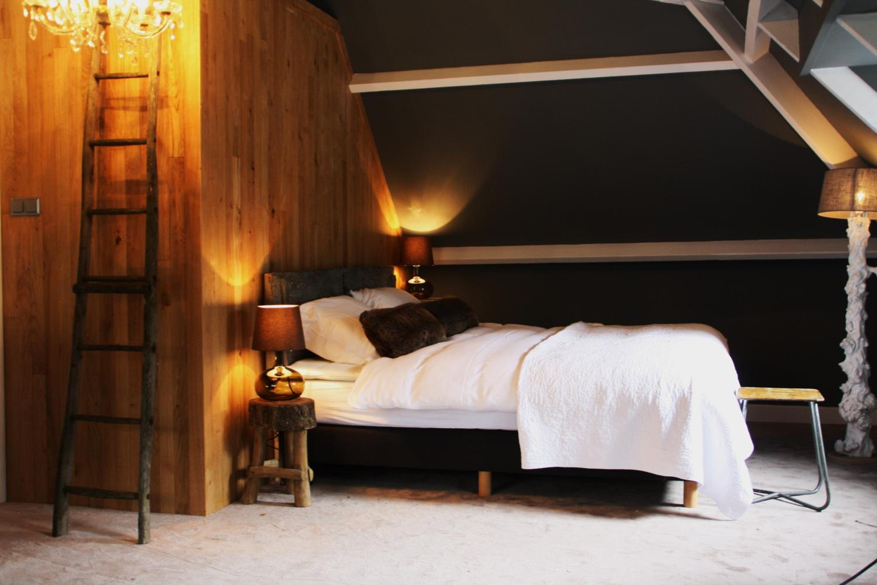 Deluxe Family Room - Photo 4