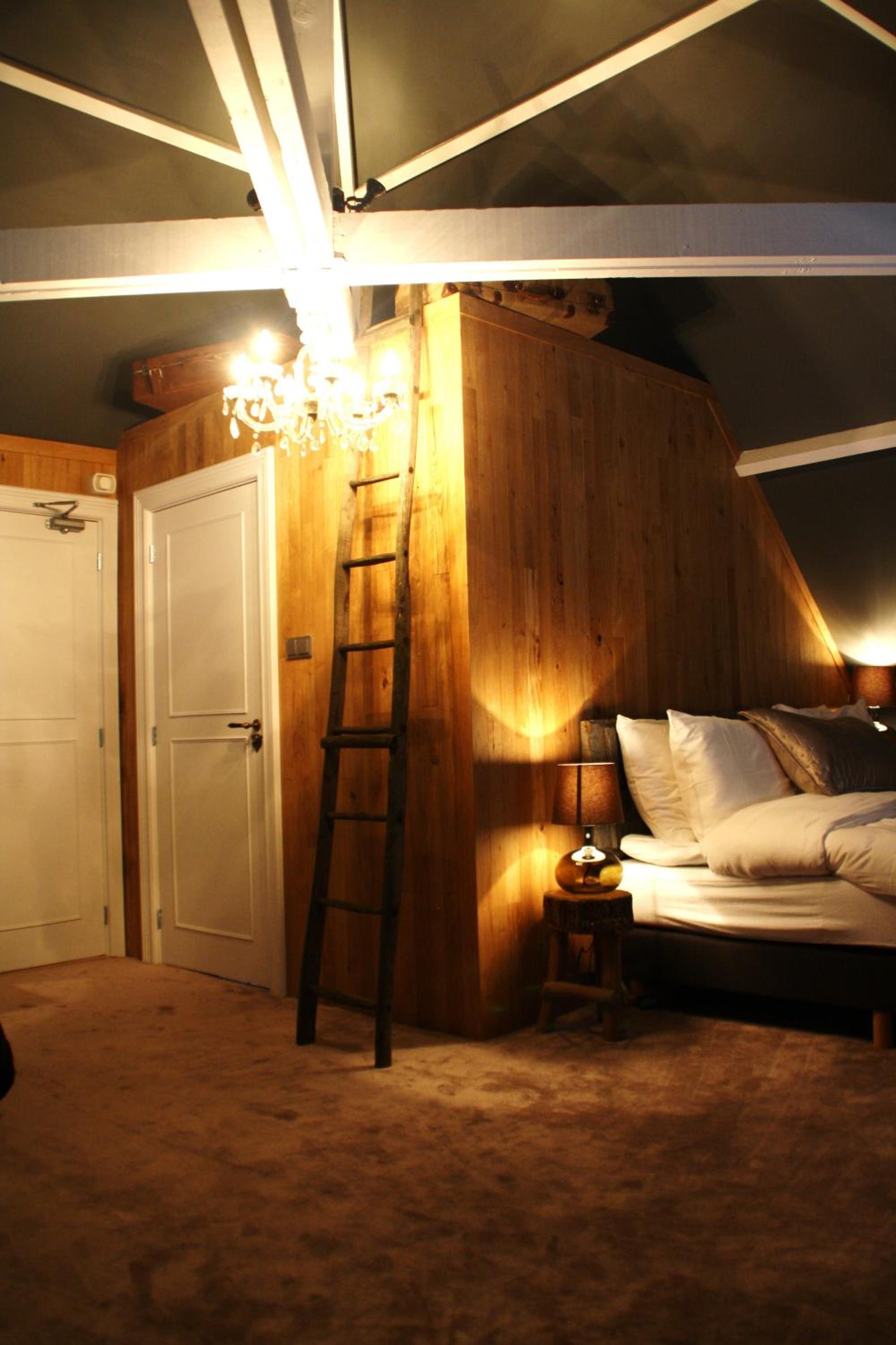 Deluxe Family Room - Photo 6