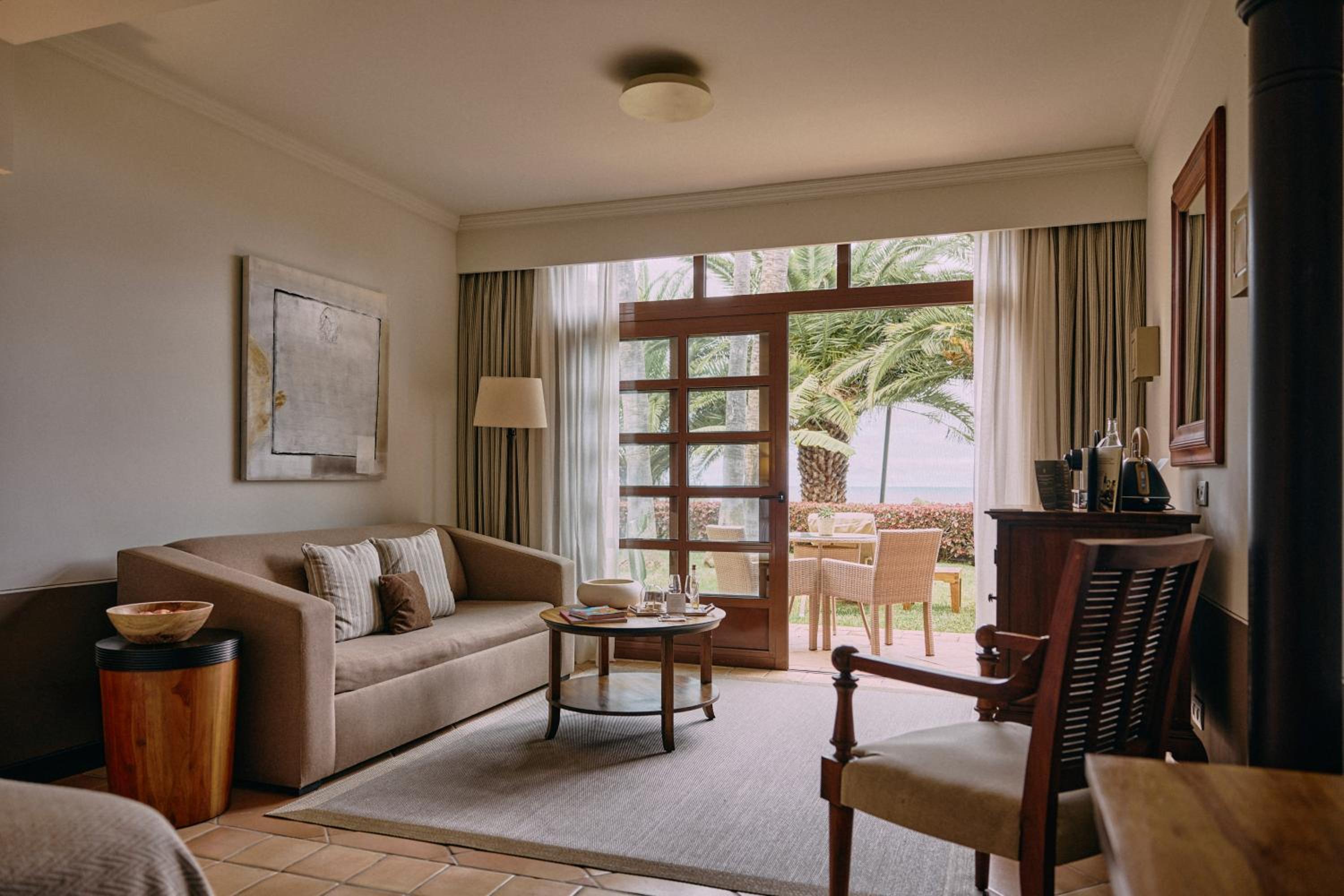 Singular Junior Suite with Garden