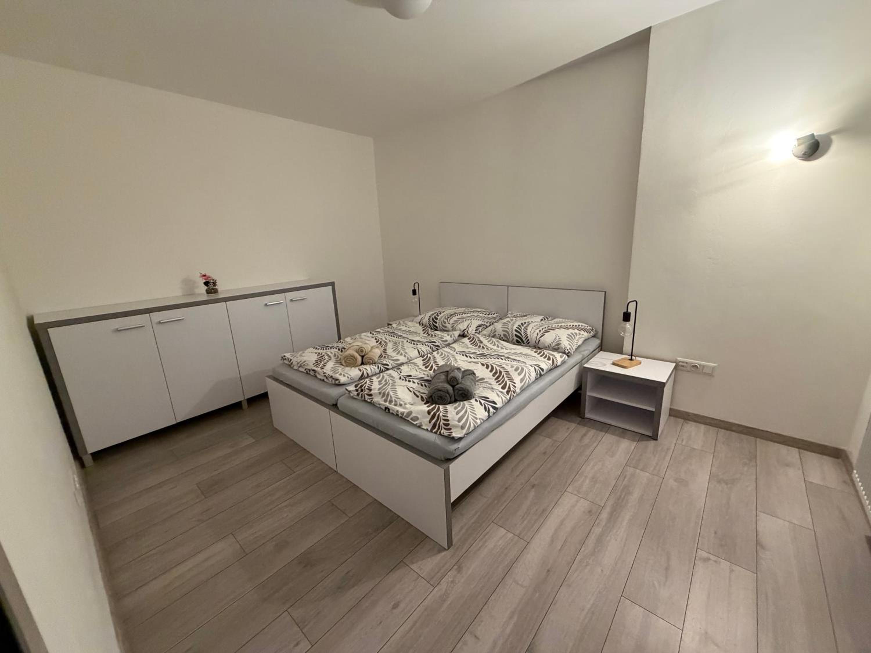 Two-Bedroom Deluxe Apartment with Balcony photo 1