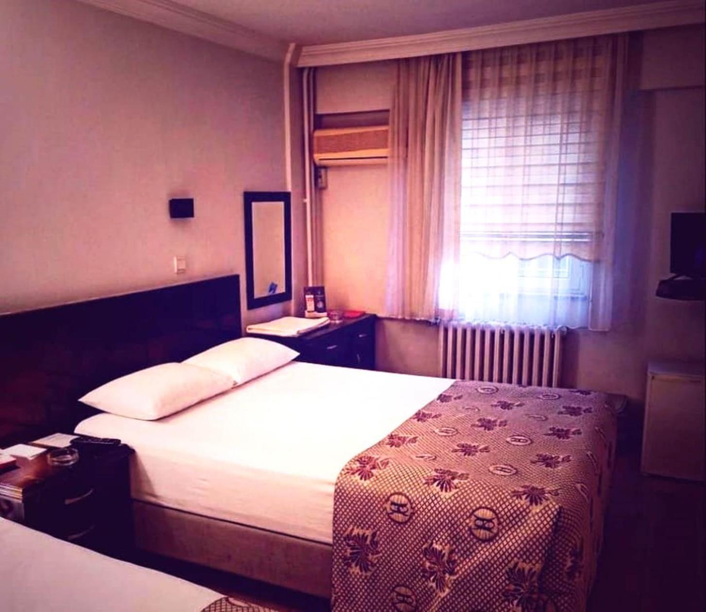 Standard King Room photo 1