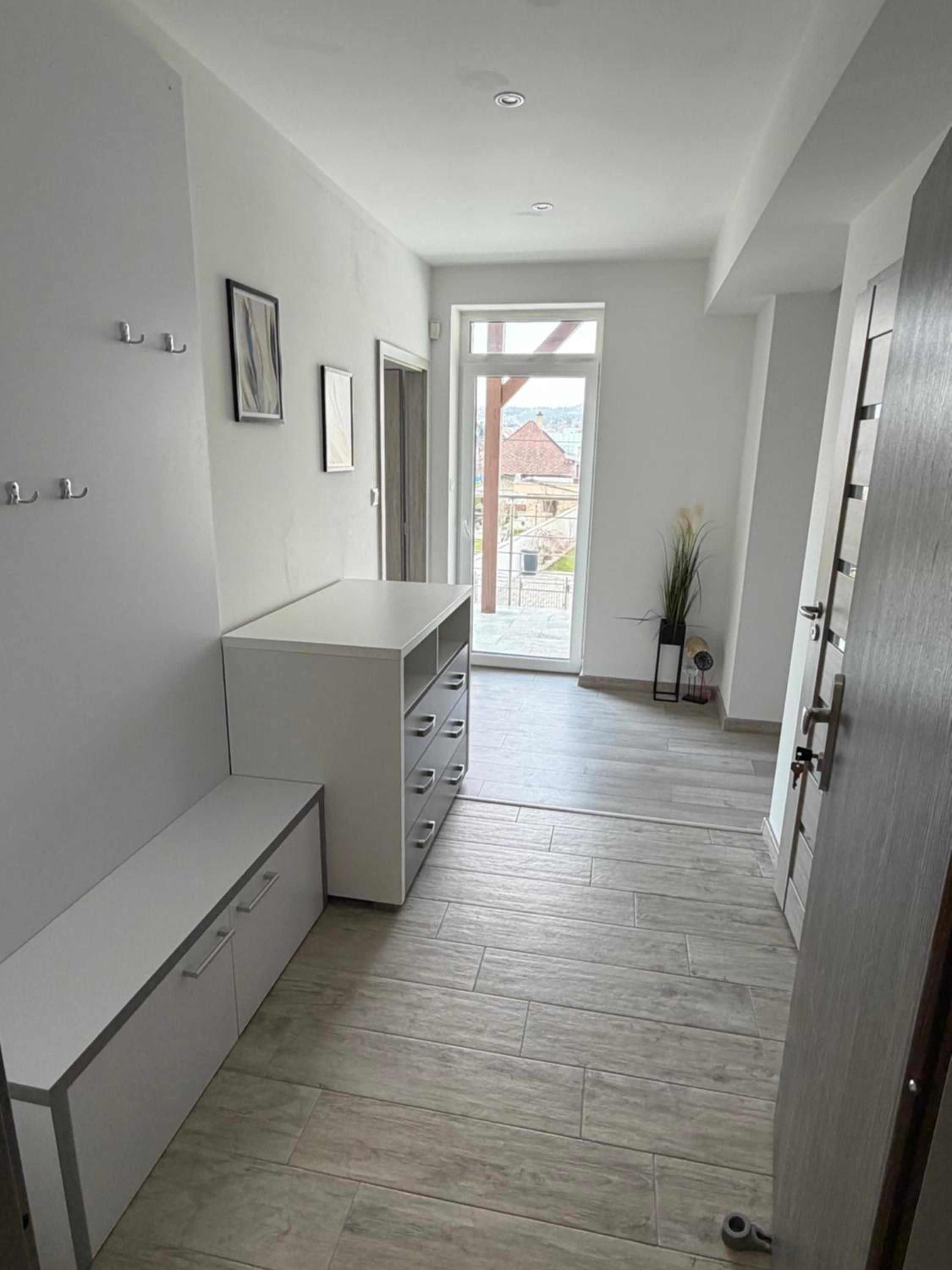 Two-Bedroom Deluxe Apartment with Balcony photo 2