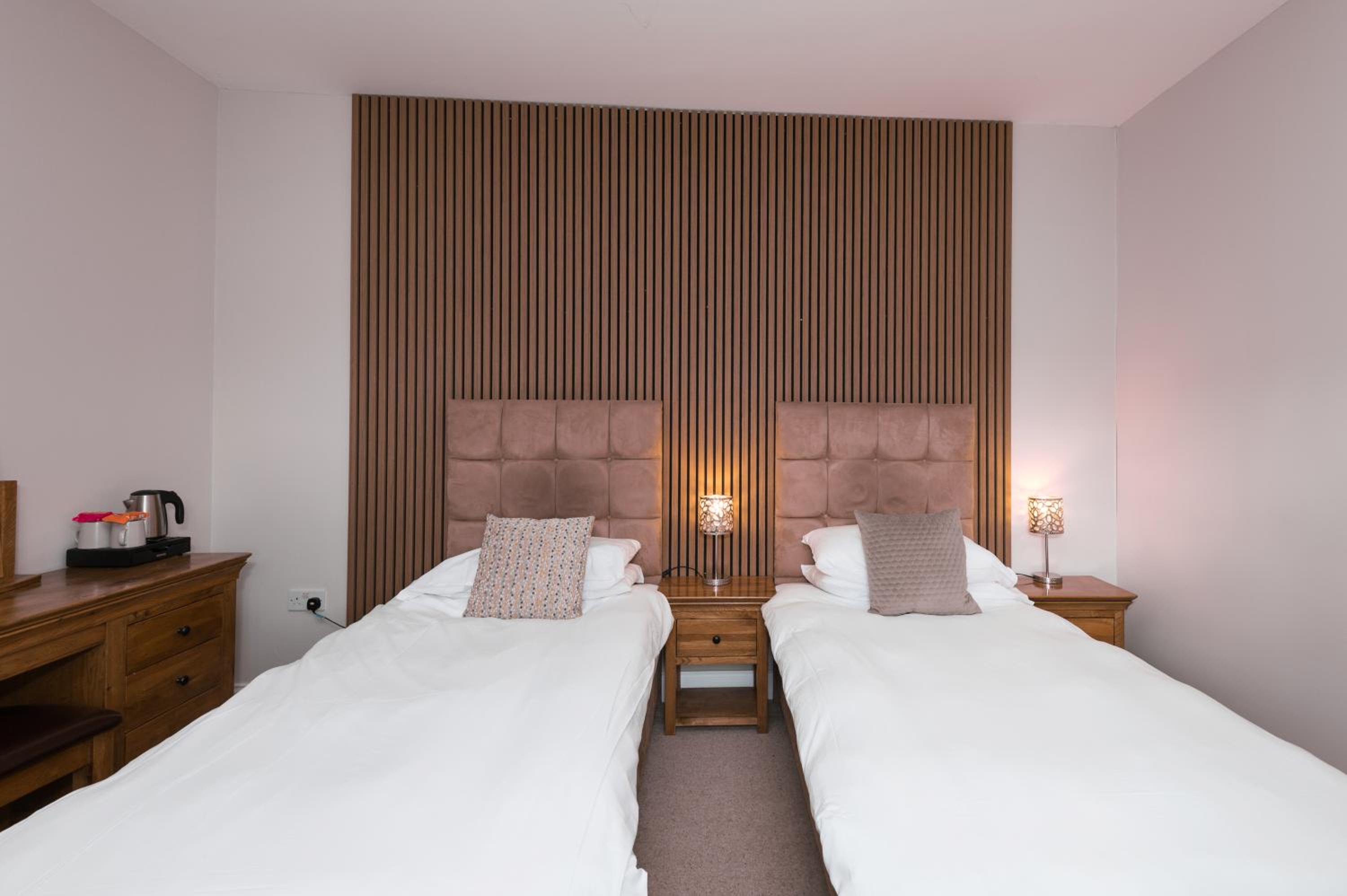 Deluxe Double or Twin Room