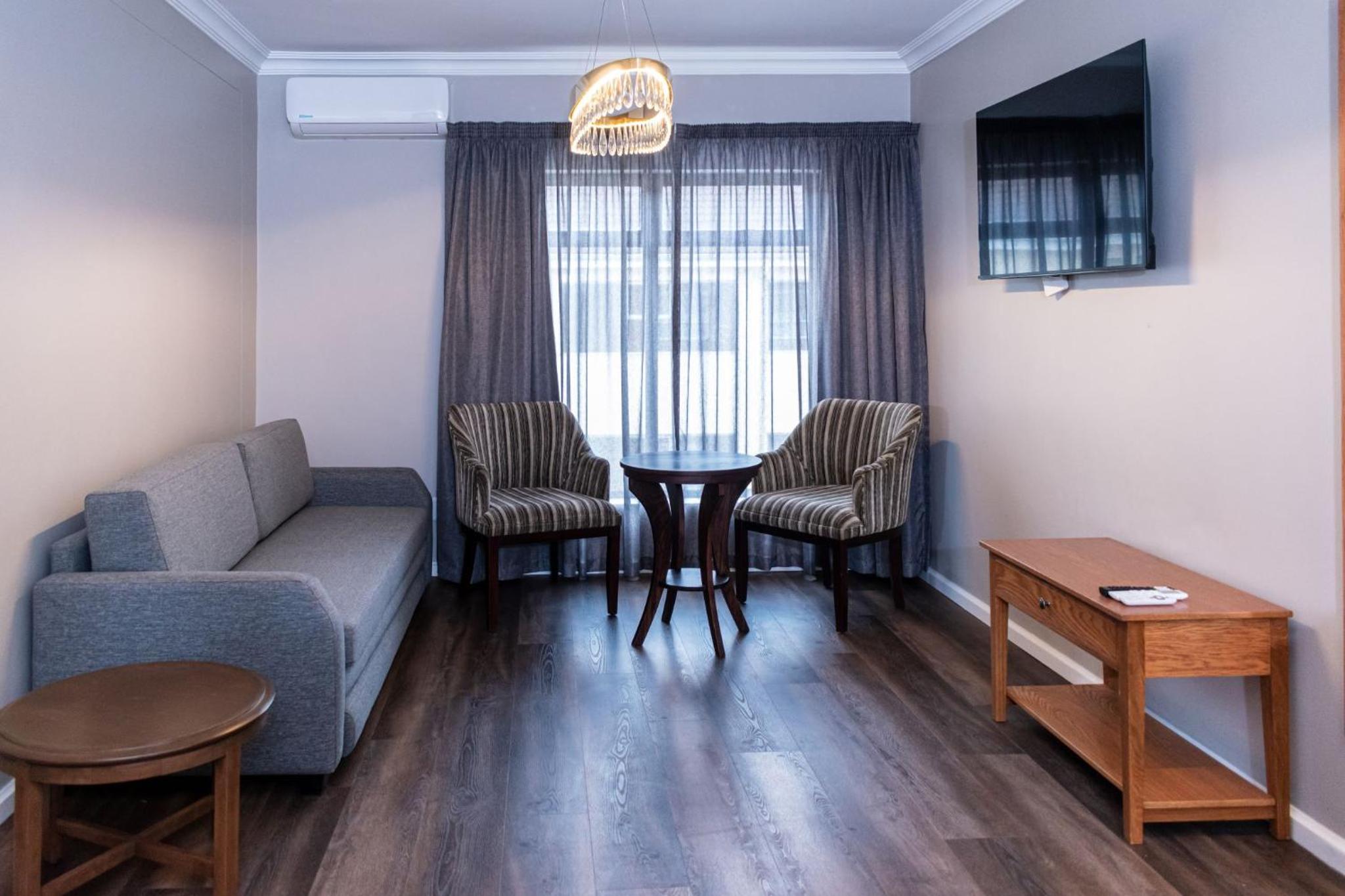 King Suite photo 3