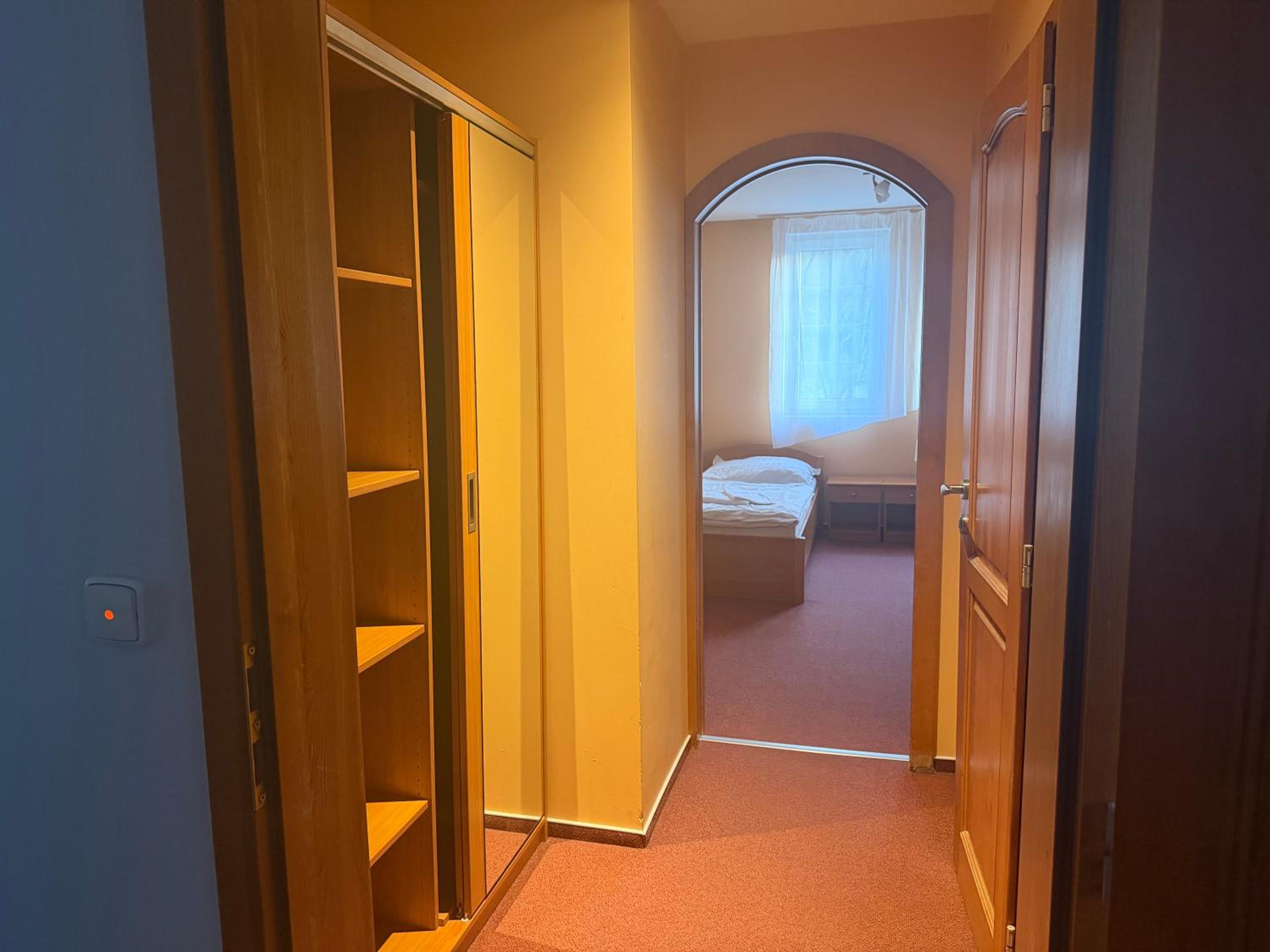 Twin Room with Bathroom photo 3