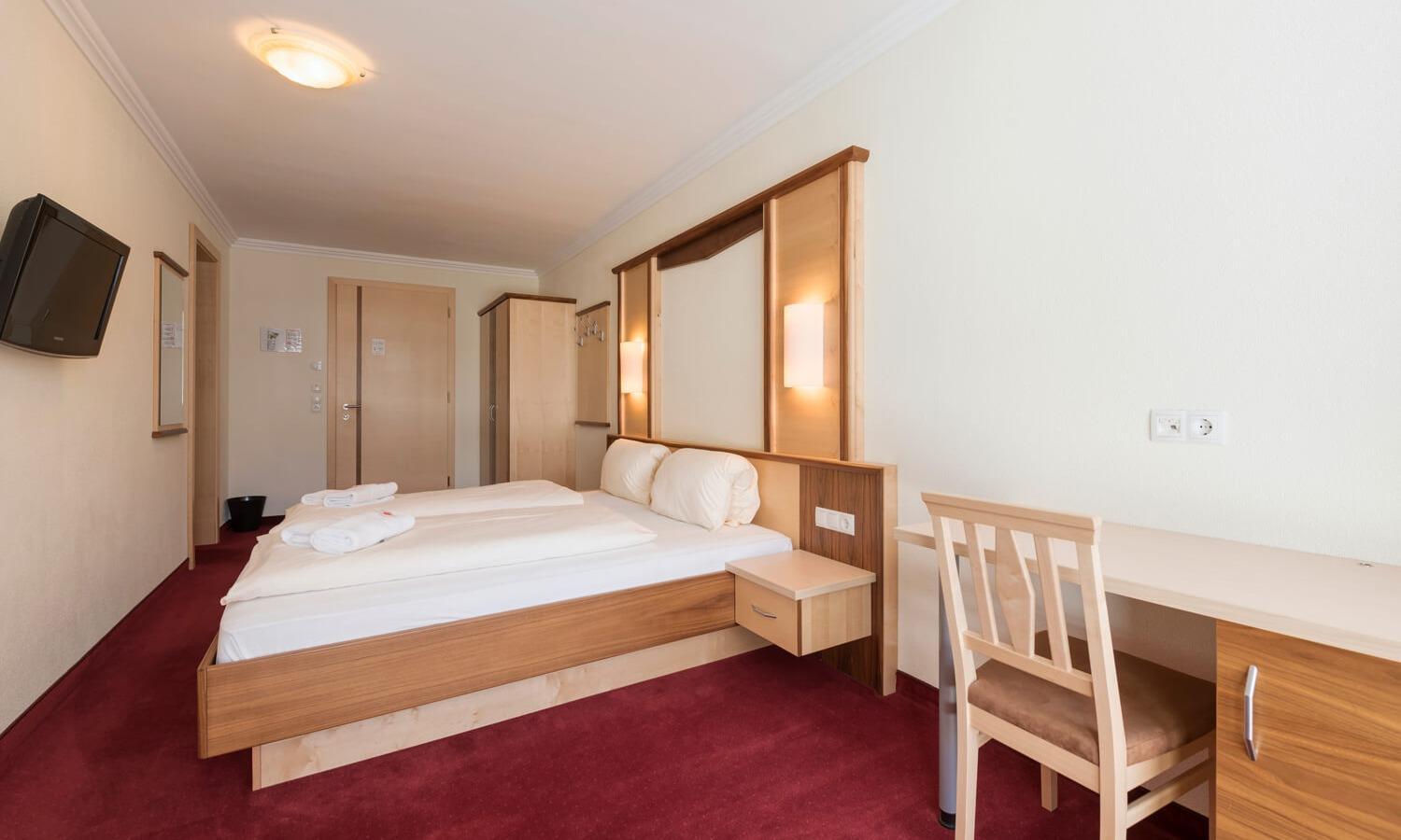 Double Room with Mountain View