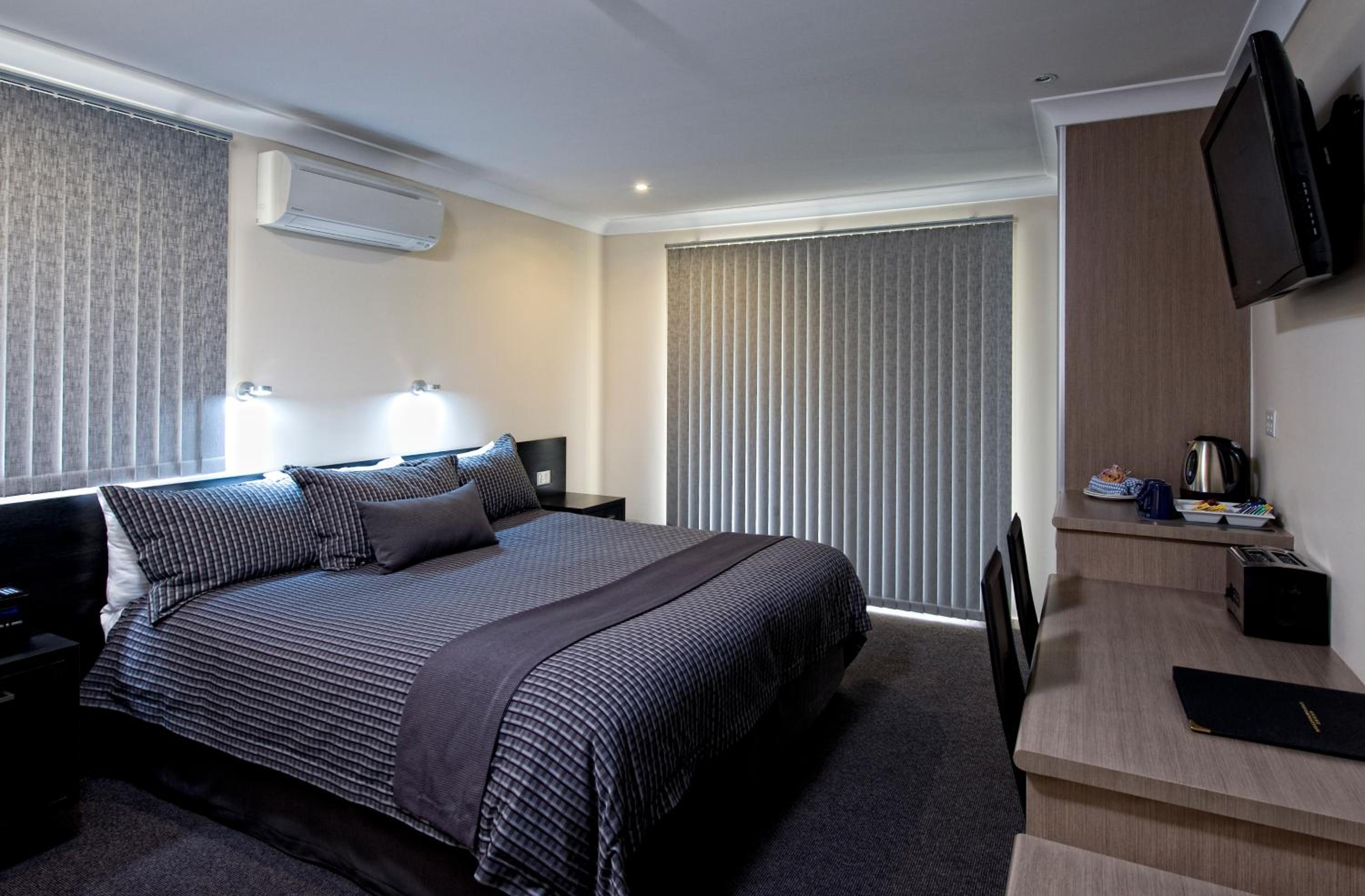 Standard Double Room with Spa Bath photo 2