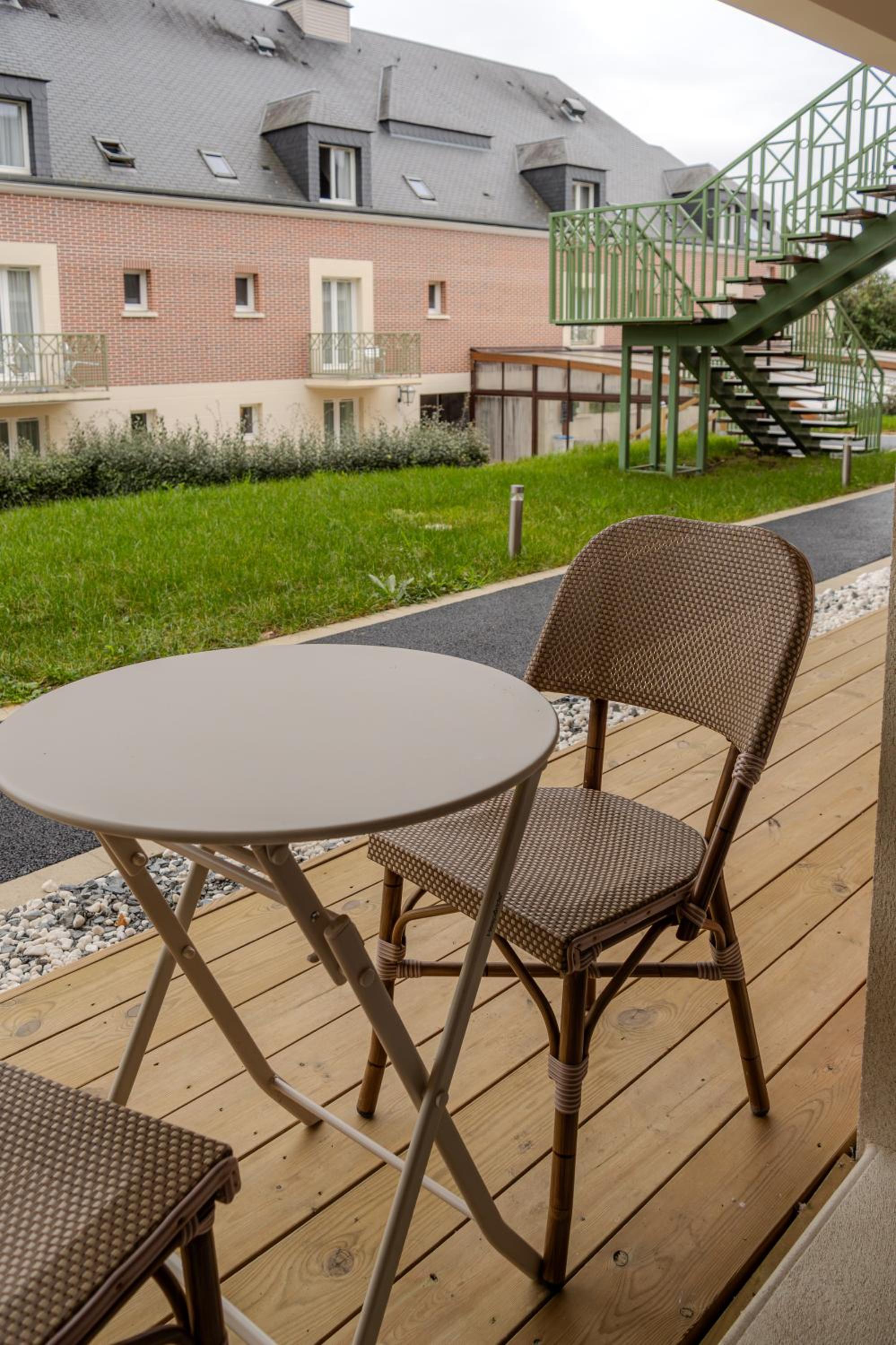 King Studio with Garden View (Annex) - Photo 14