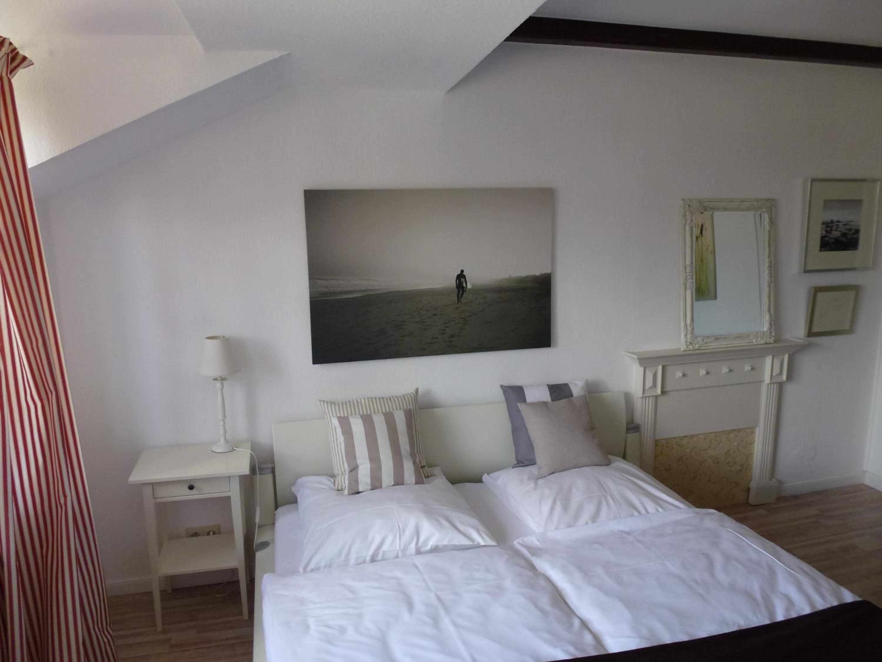 Double Room with Side Sea View photo 3