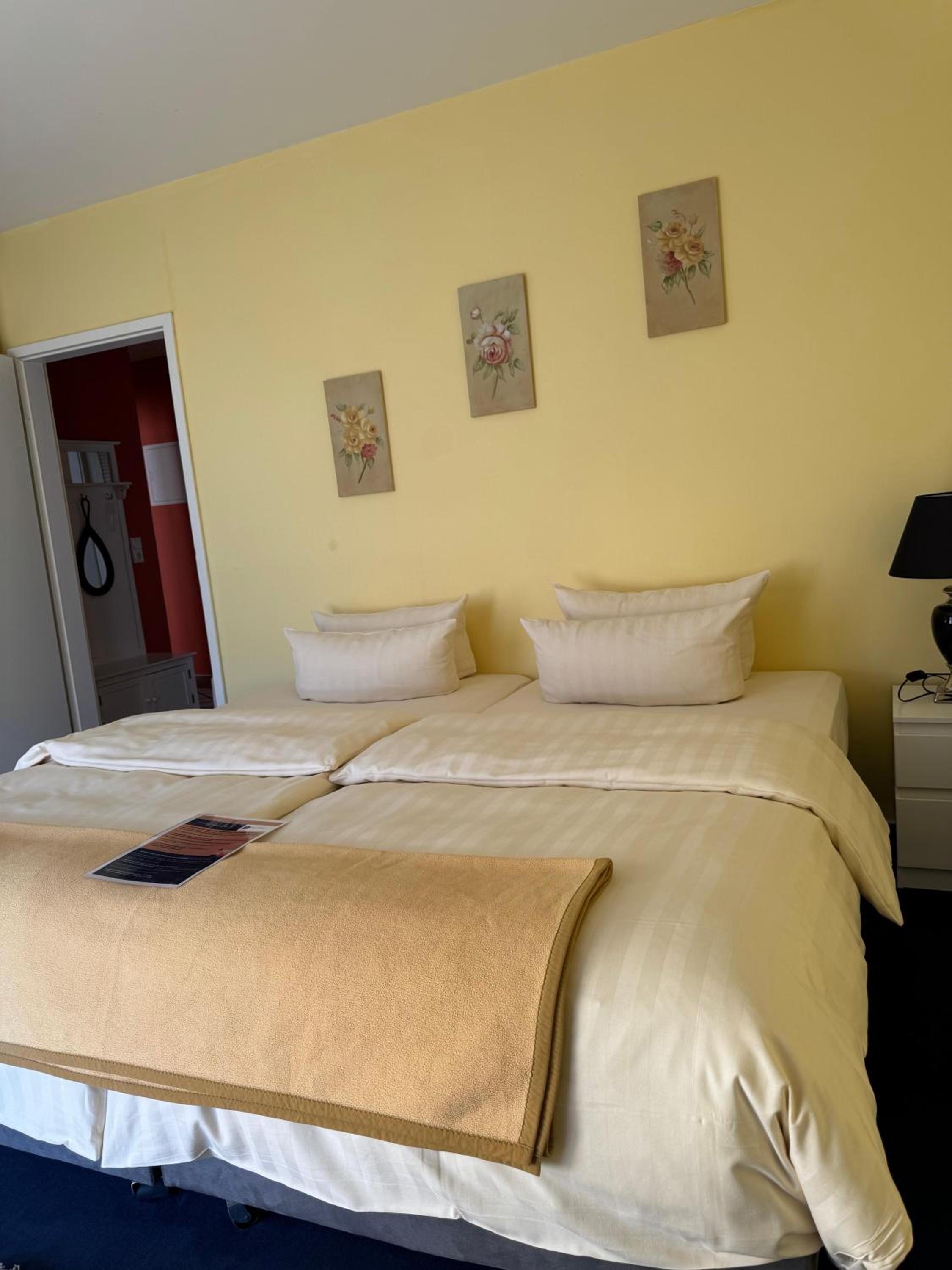 Two-Bedroom Apartment (4 Adults)