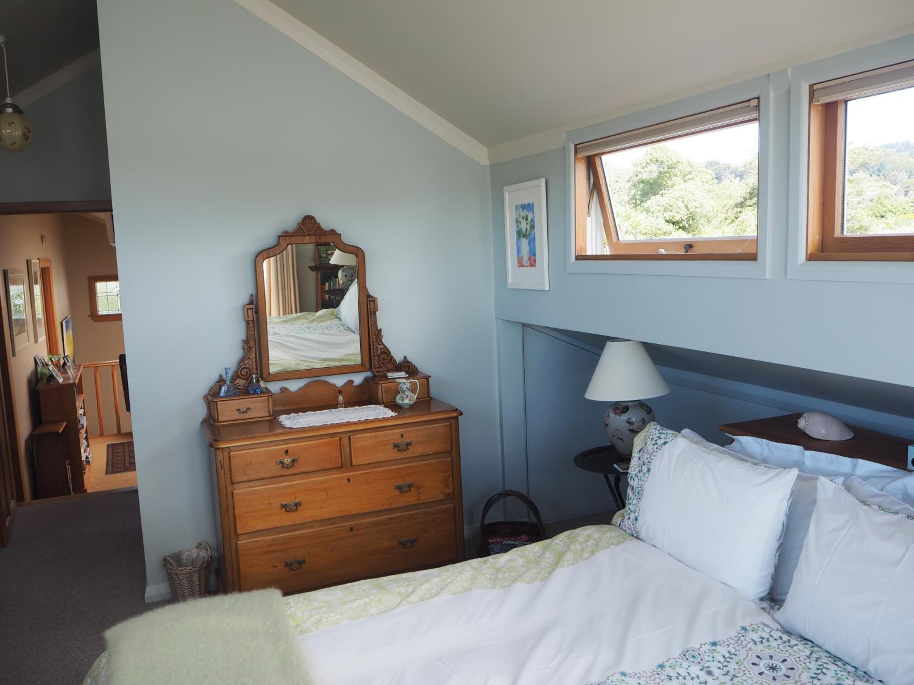 Deluxe Queen Room with Balcony and Sea View
