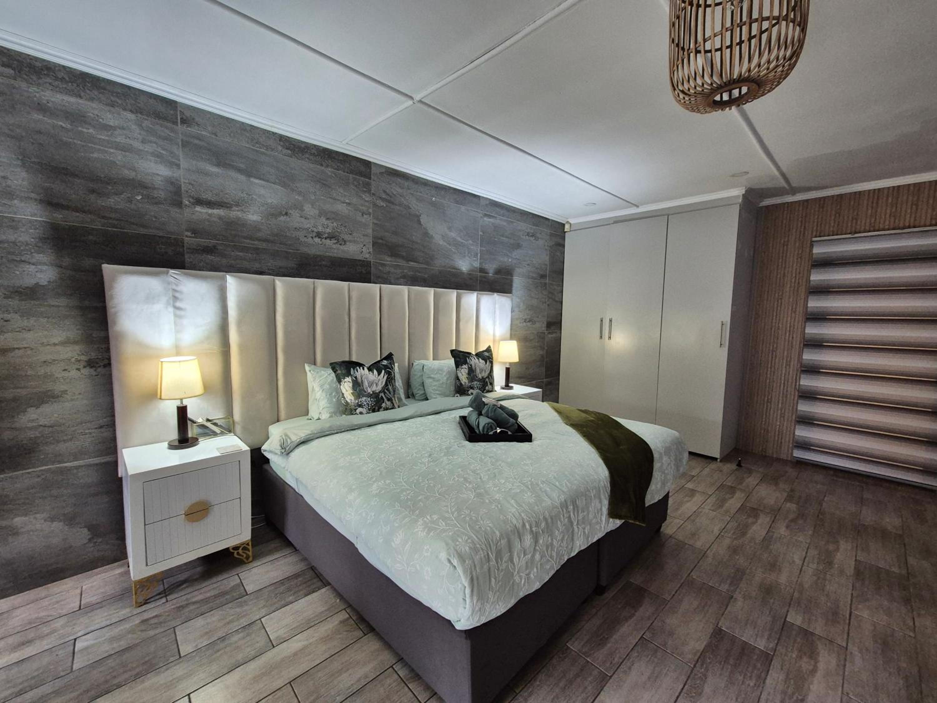 Executive Suite photo 2