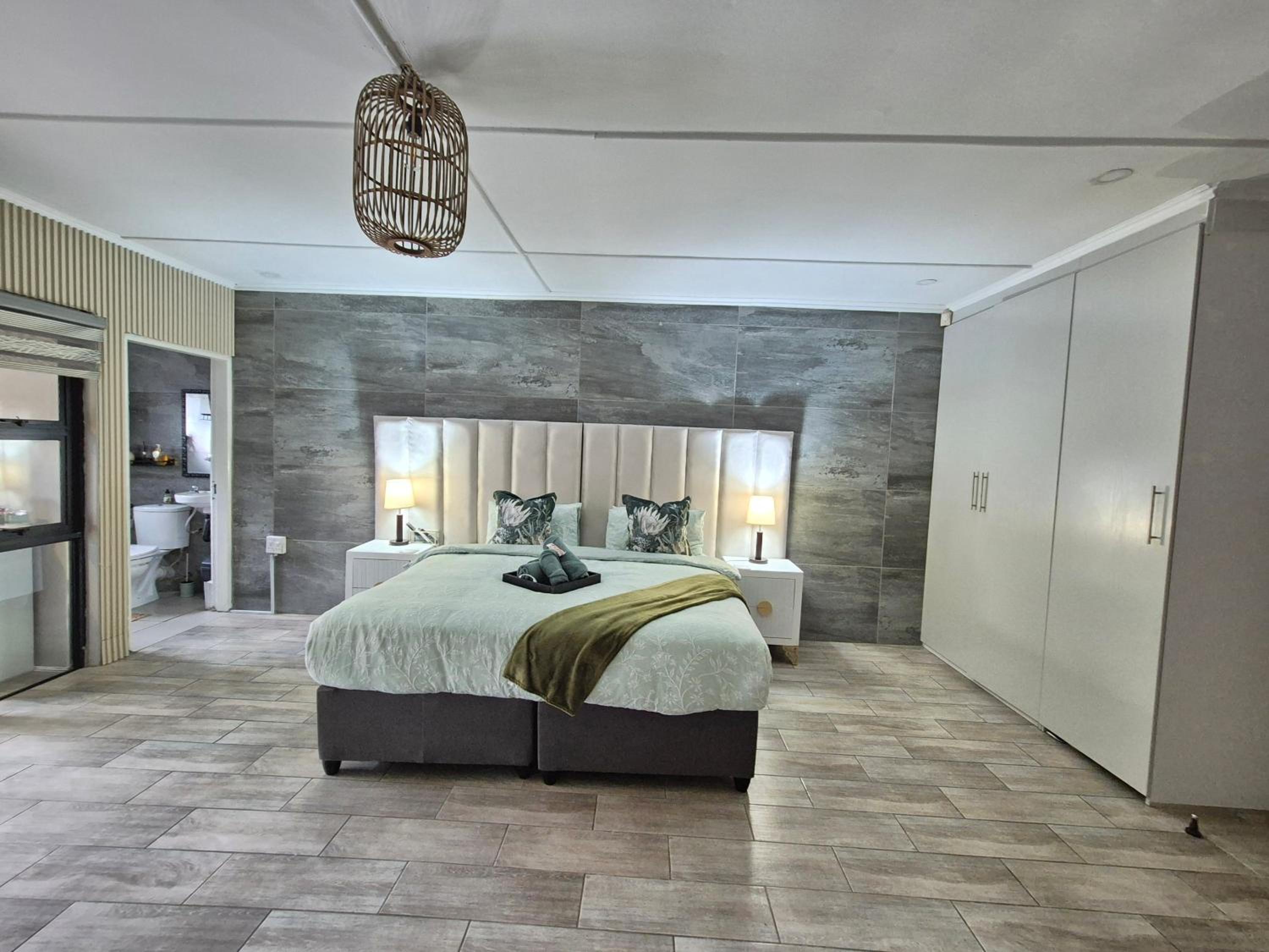 Executive Suite