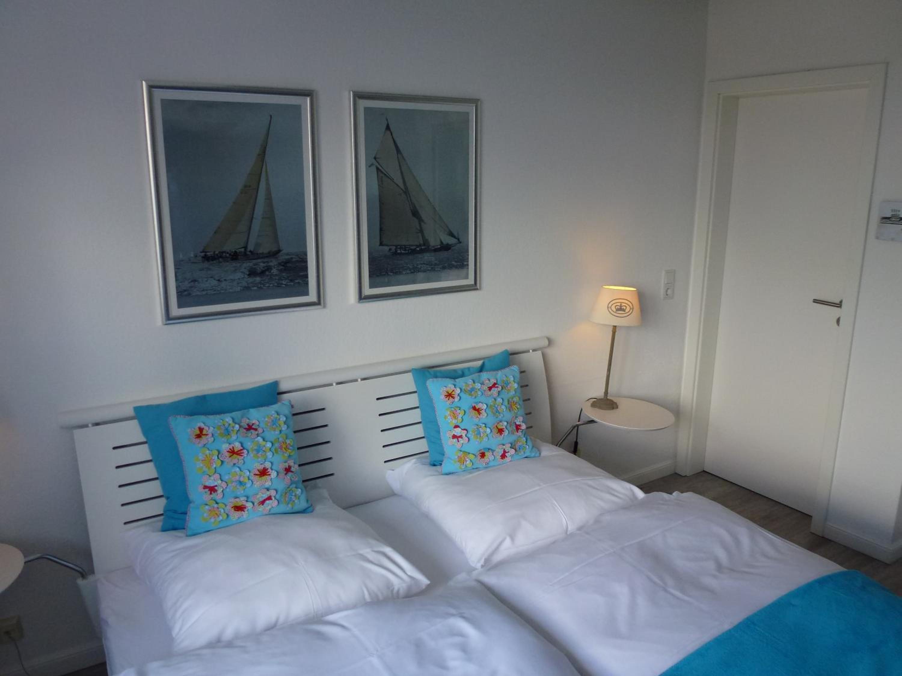Double Room with Side Sea View photo 2