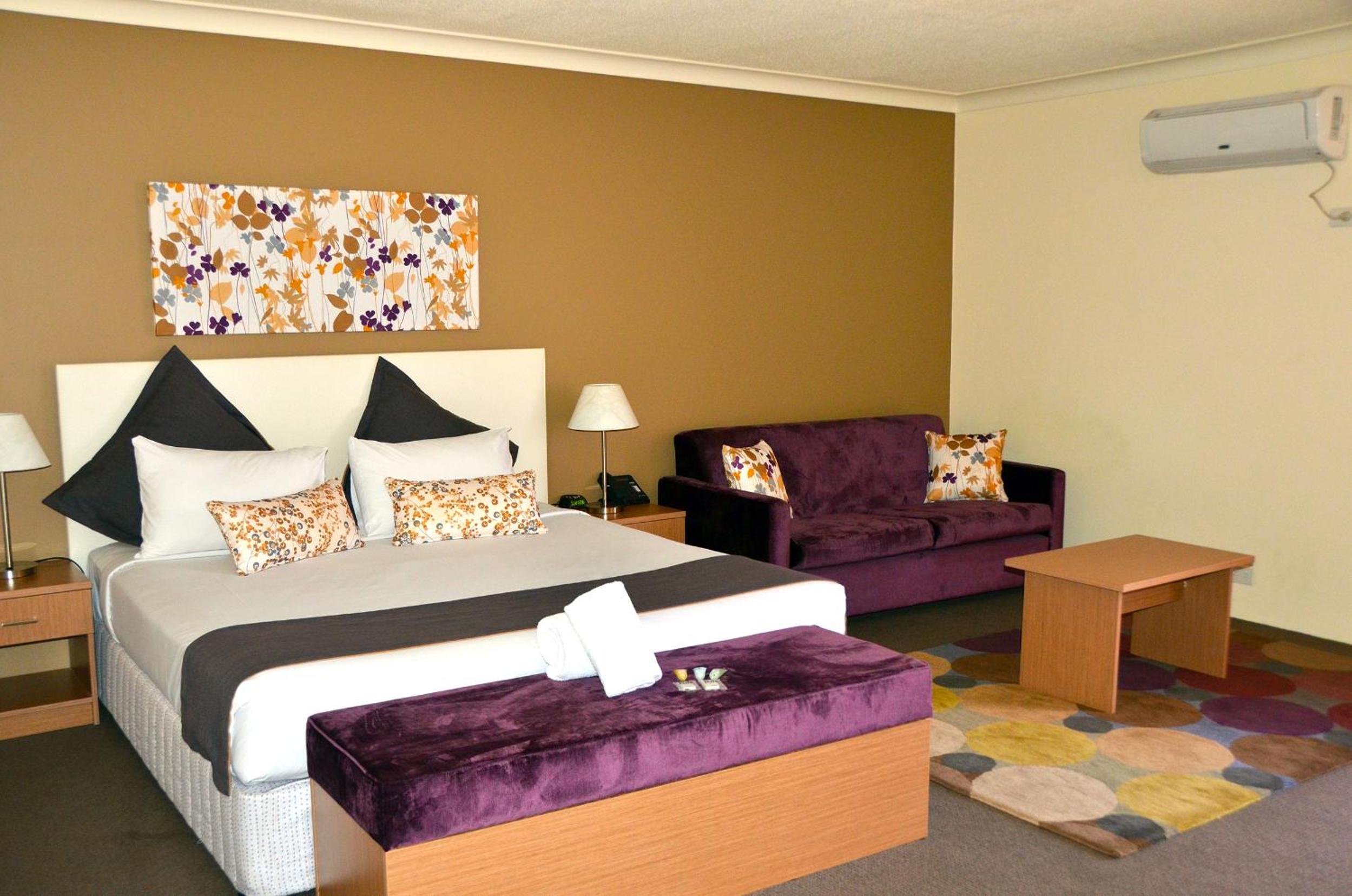 Executive King Spa Room
