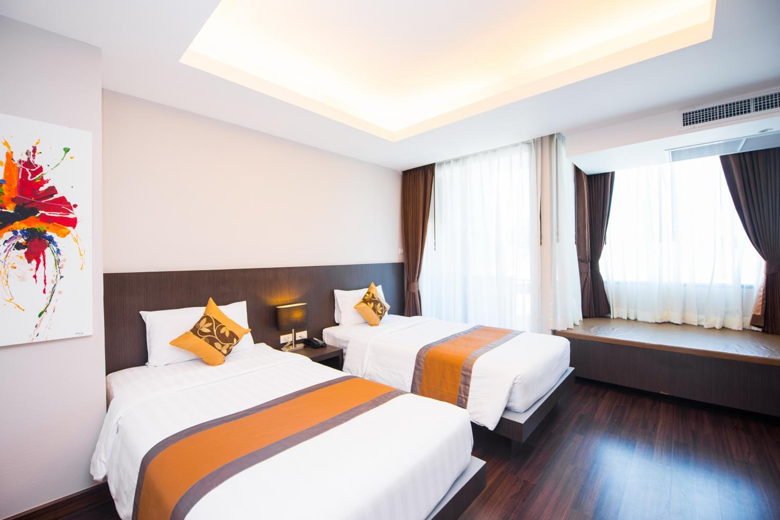 Deluxe Double or Twin Room photo 3