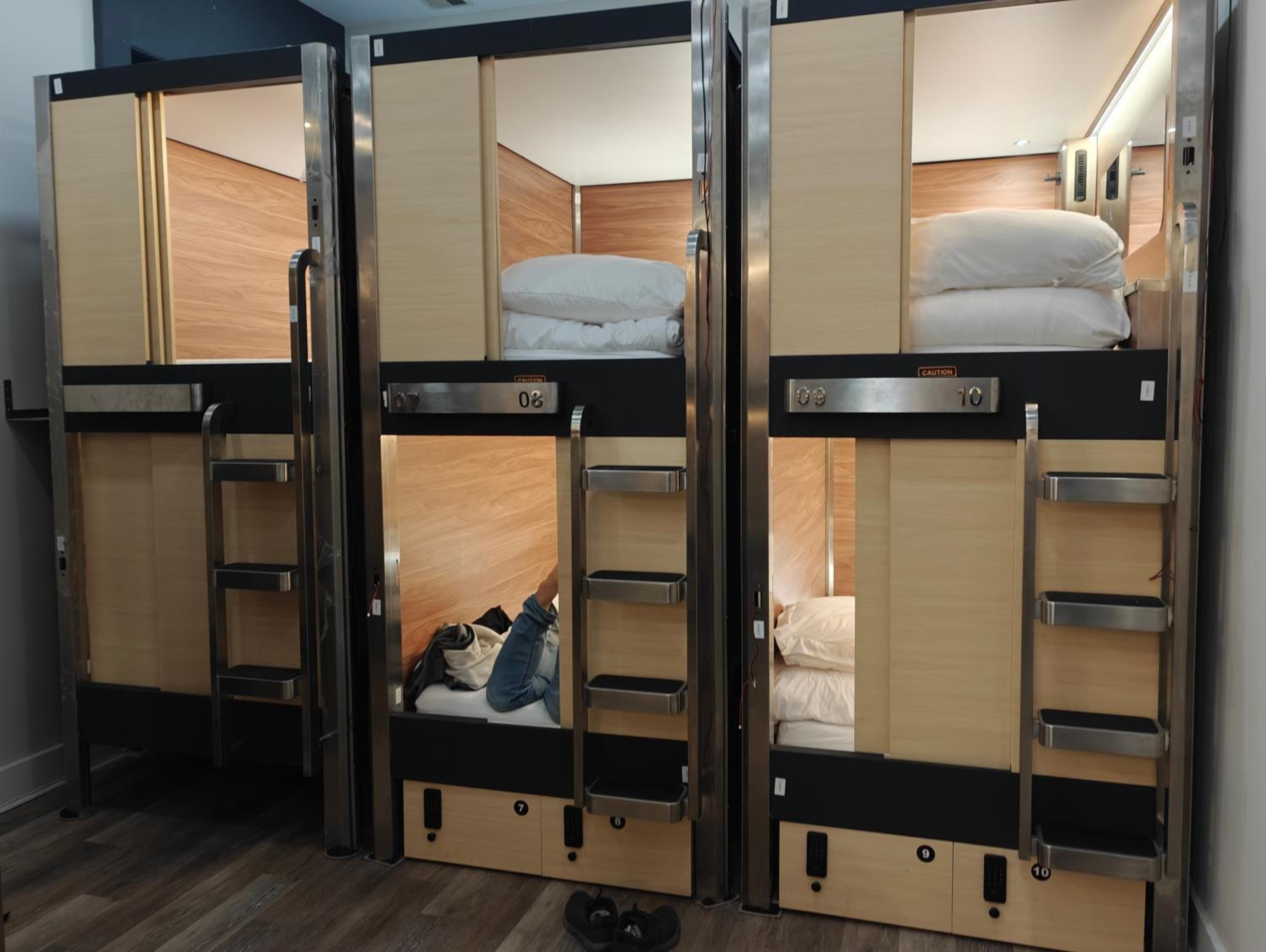 Bed in 6-Bed Mixed Dormitory Room