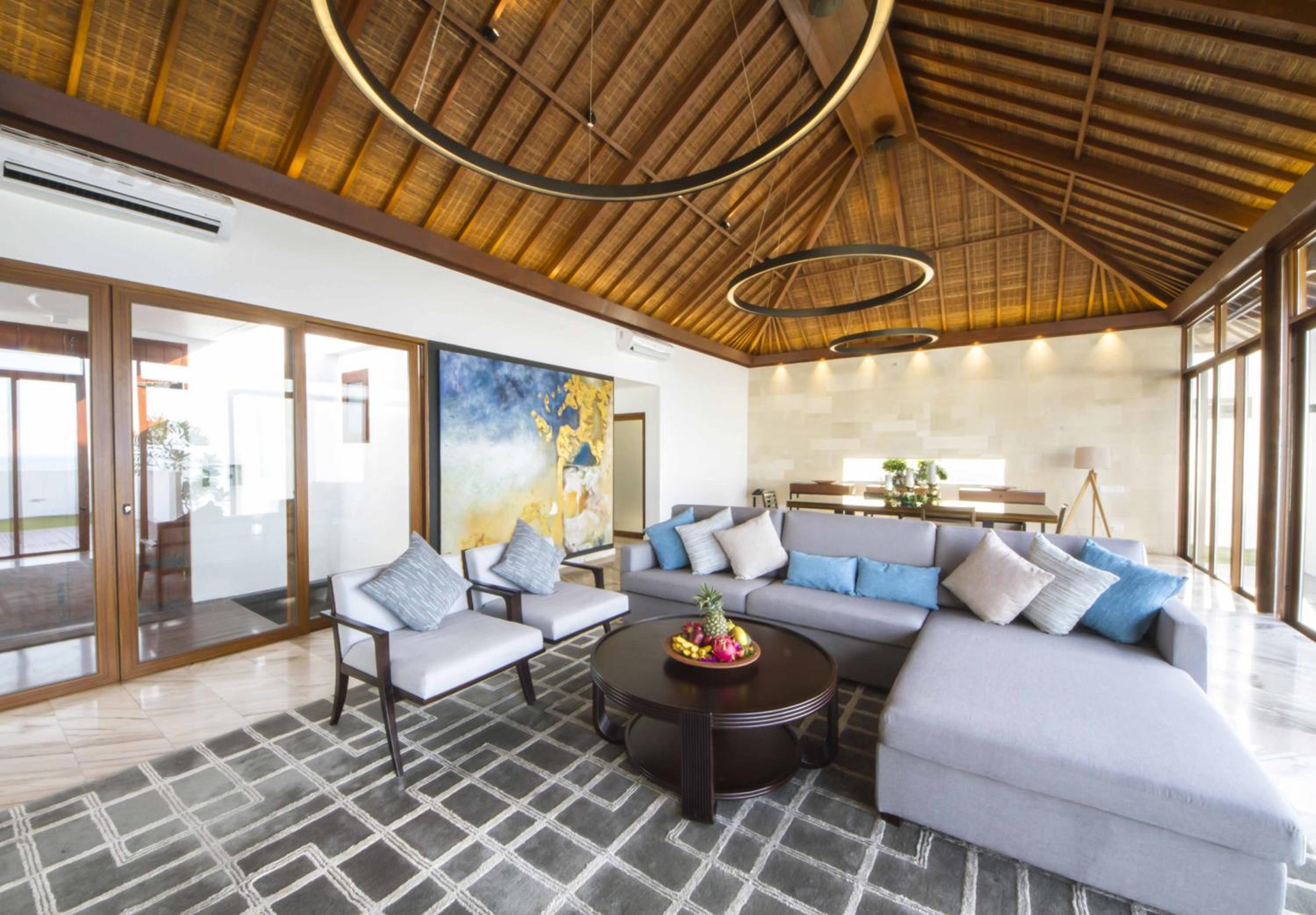 Premier Three-Bedroom Villa - Photo 12