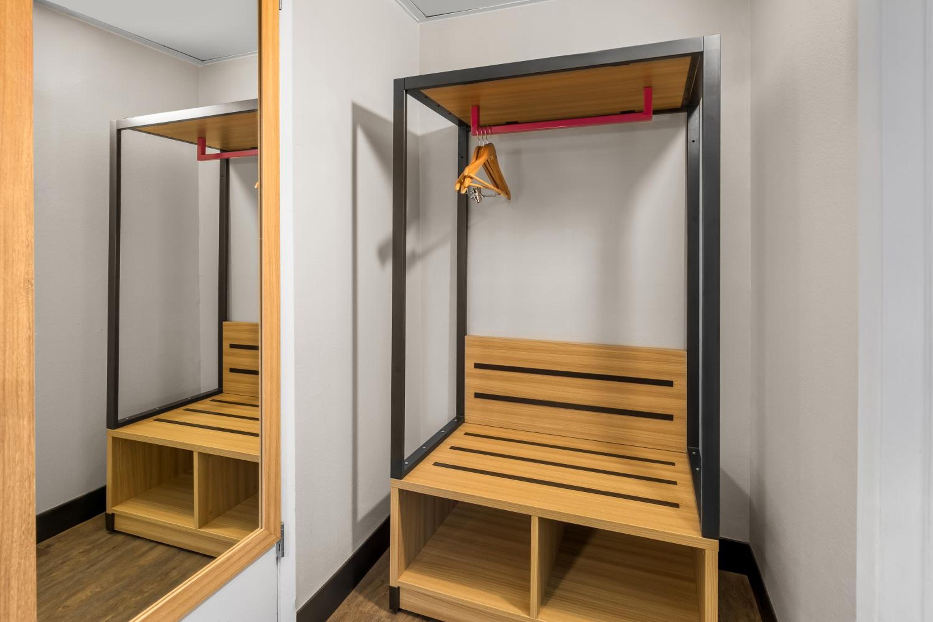 Double Room - Non Smoking photo 3
