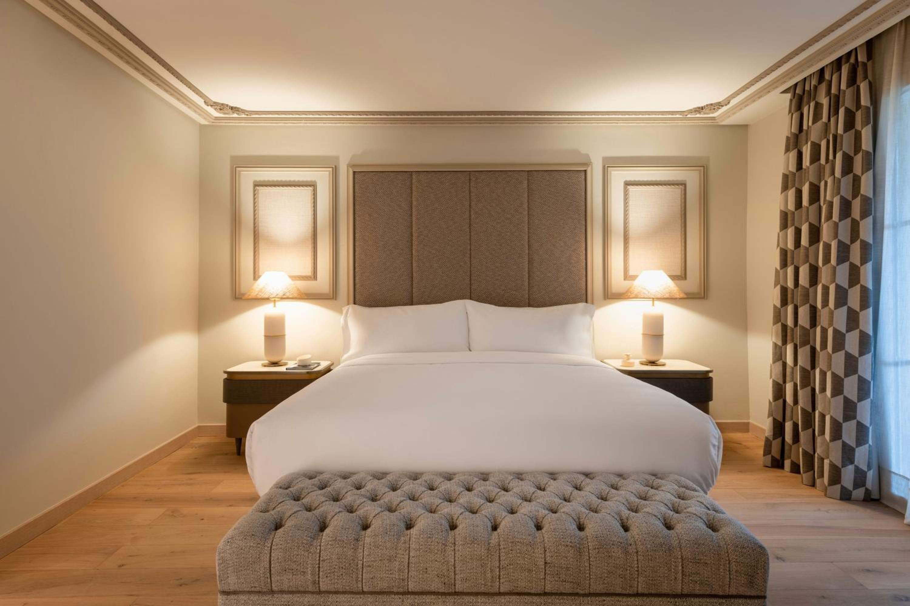 Junior King Suite with Balcony and Garden View