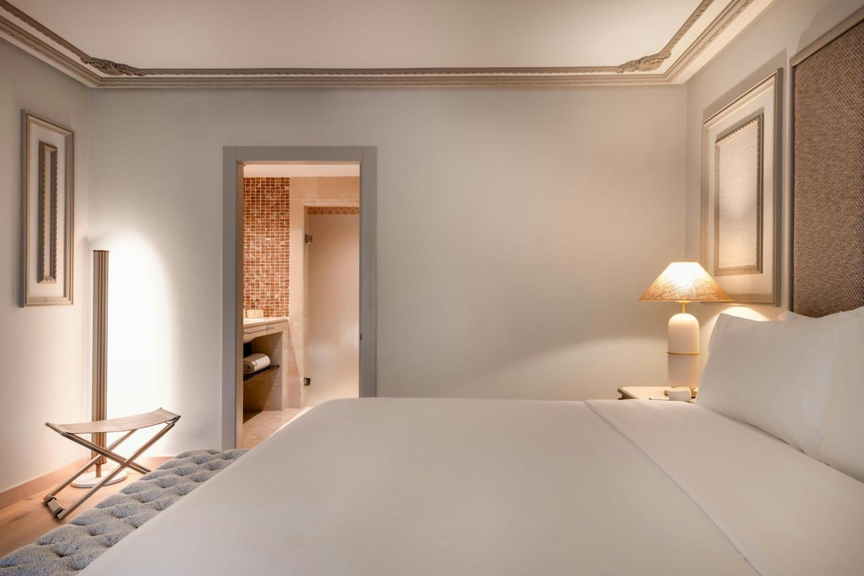 Junior King Suite with Balcony and Garden View