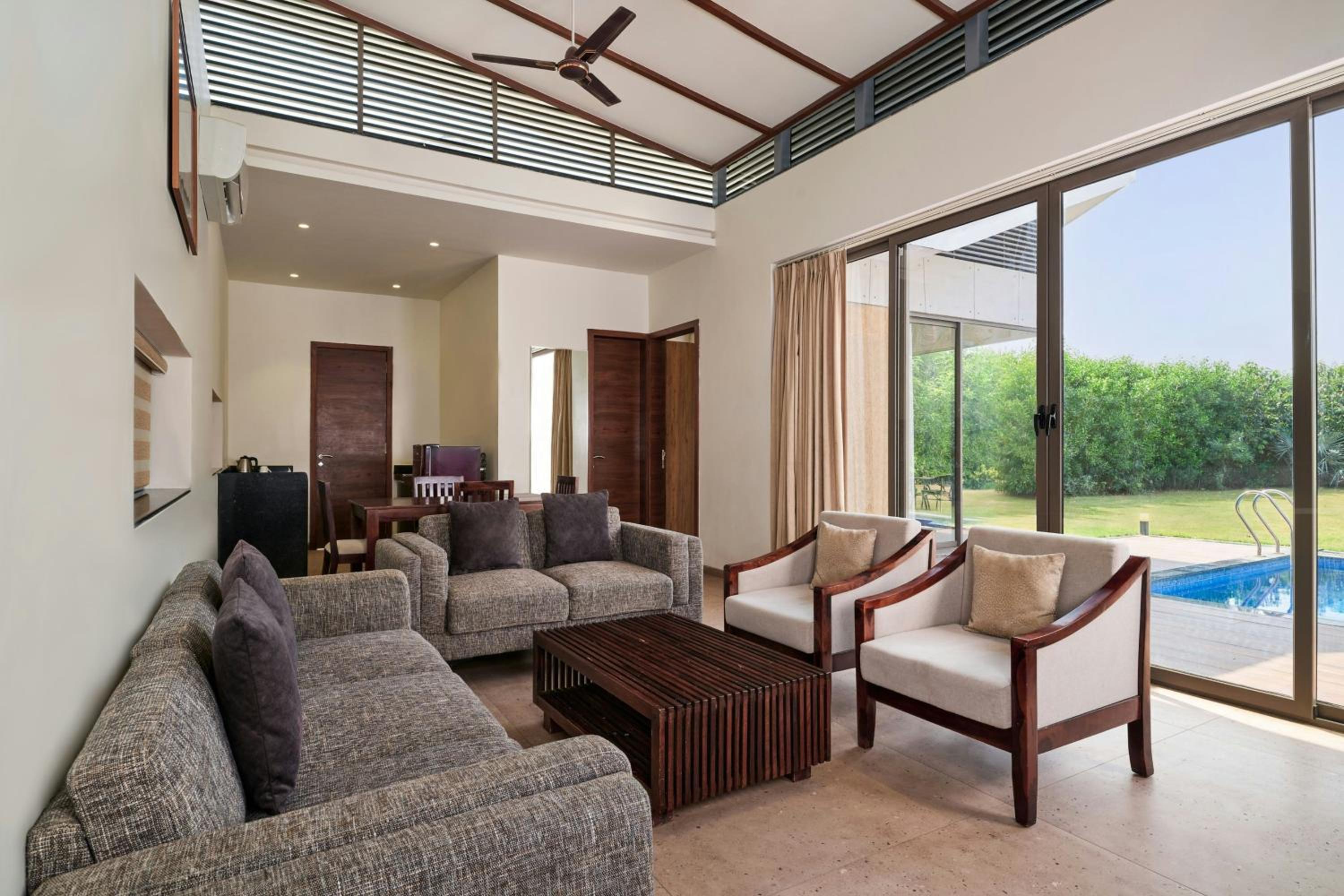 Fern Classic Two-Bedroom Villa with Garden View photo 1