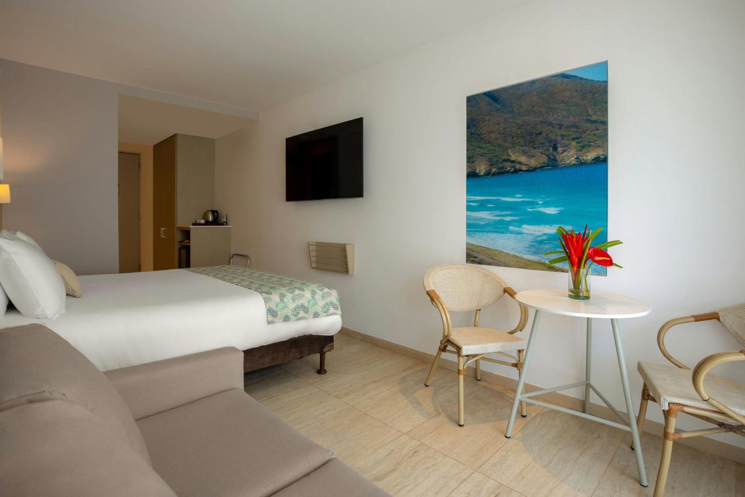 Superior Queen Room with Sofa Bed photo 1