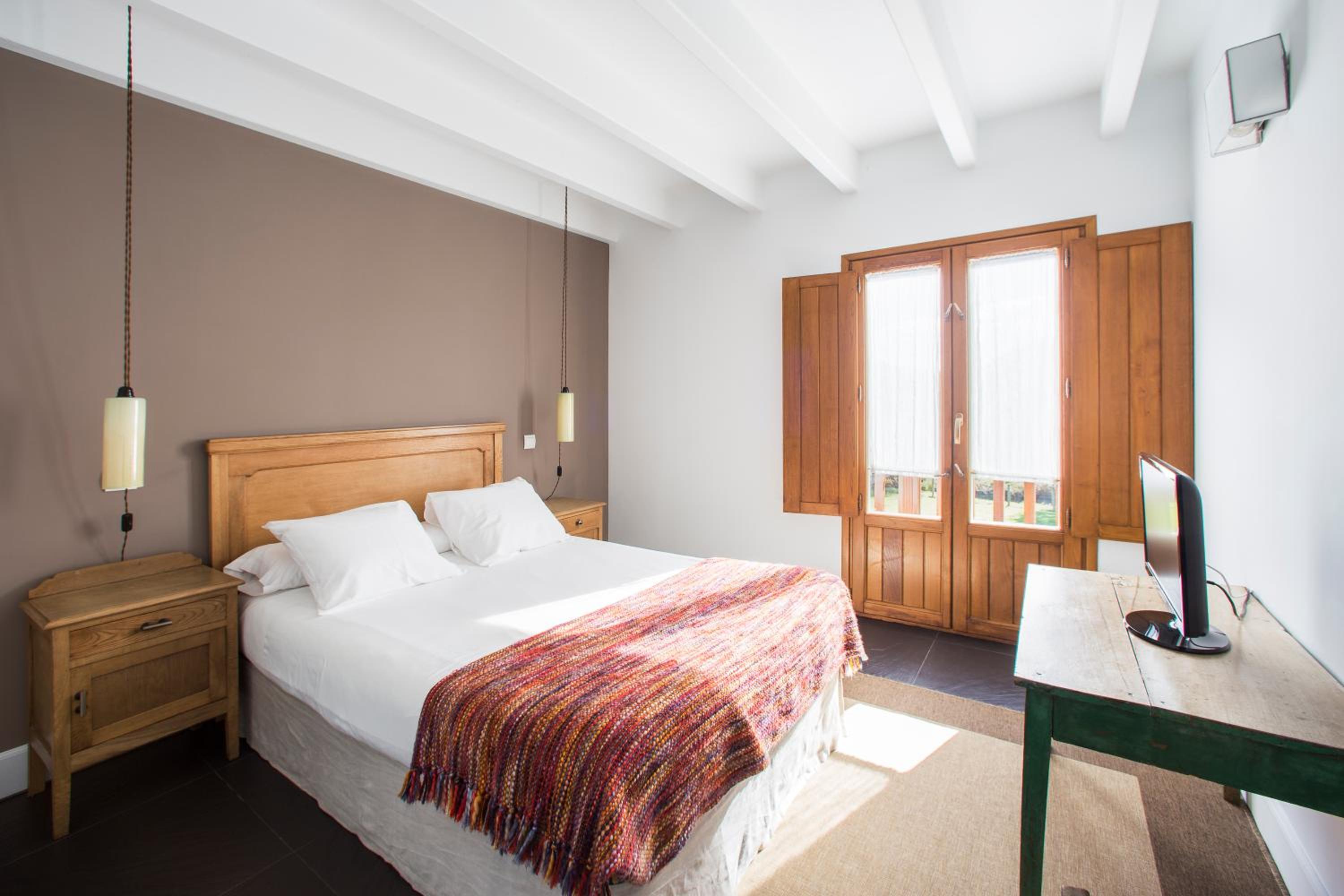 Economy Double Room with Balcony photo 2
