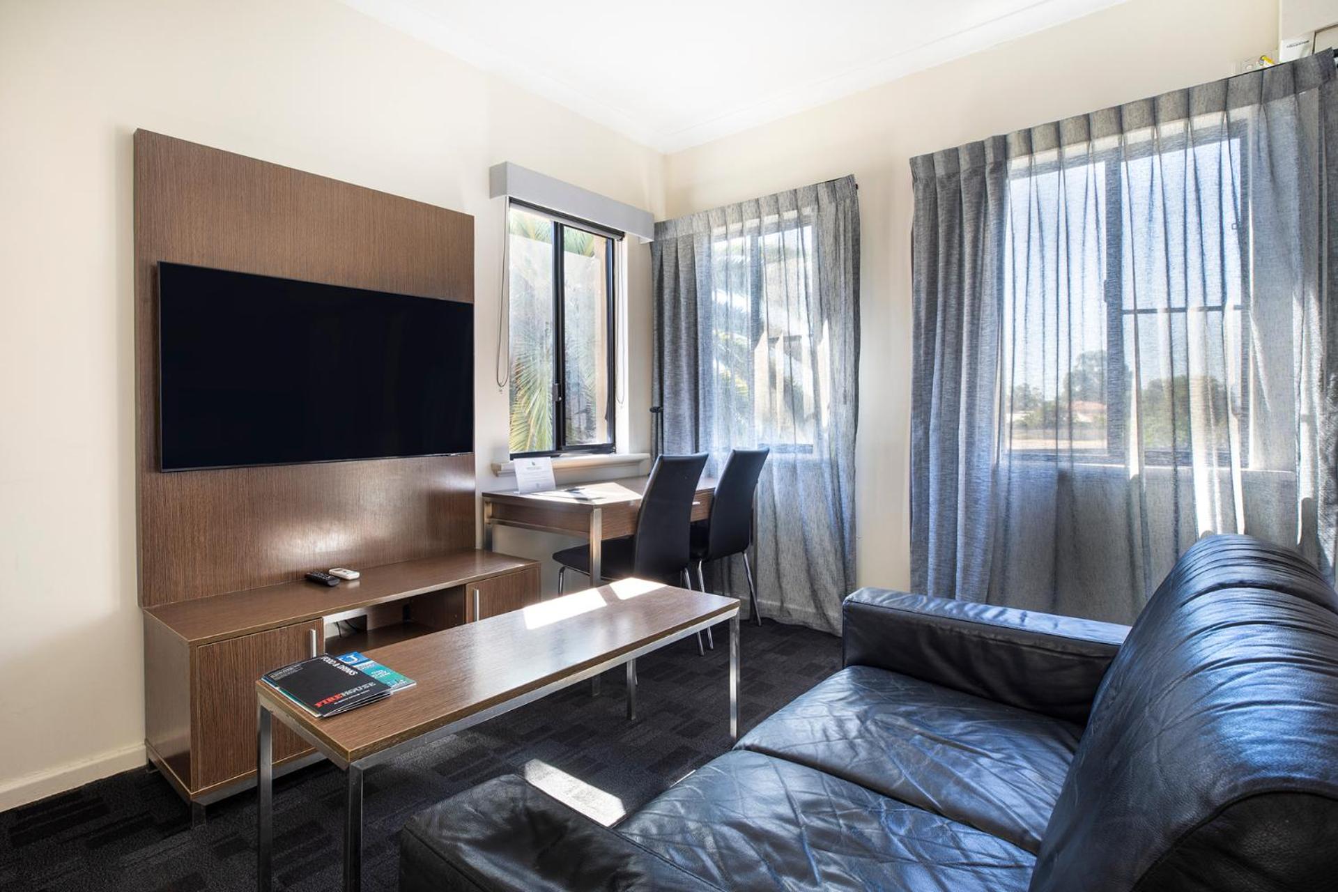 King Suite with Spa Bath