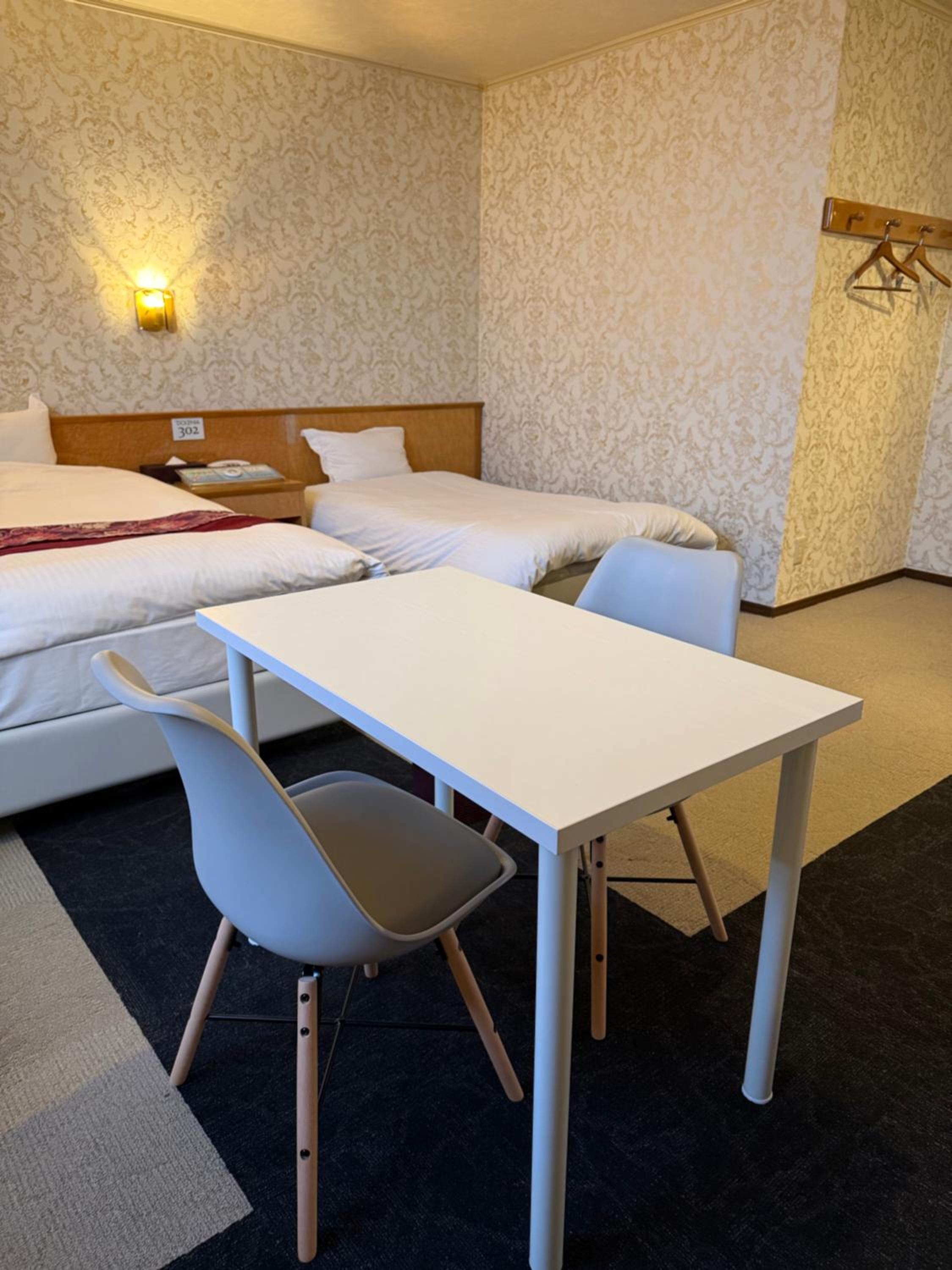 Deluxe Double or Twin Room photo 3