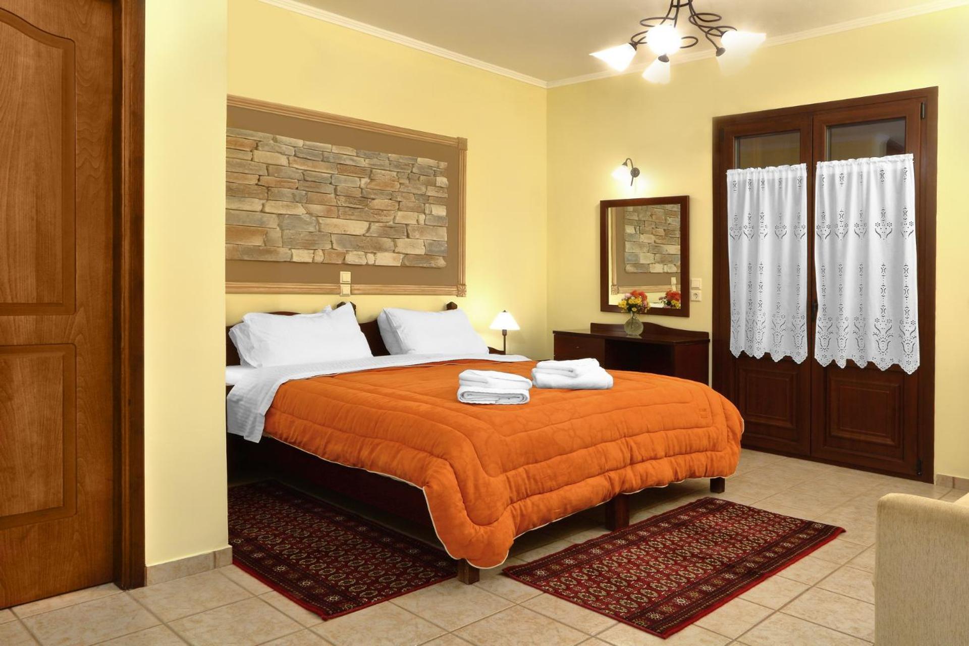Double Room with Mountain View