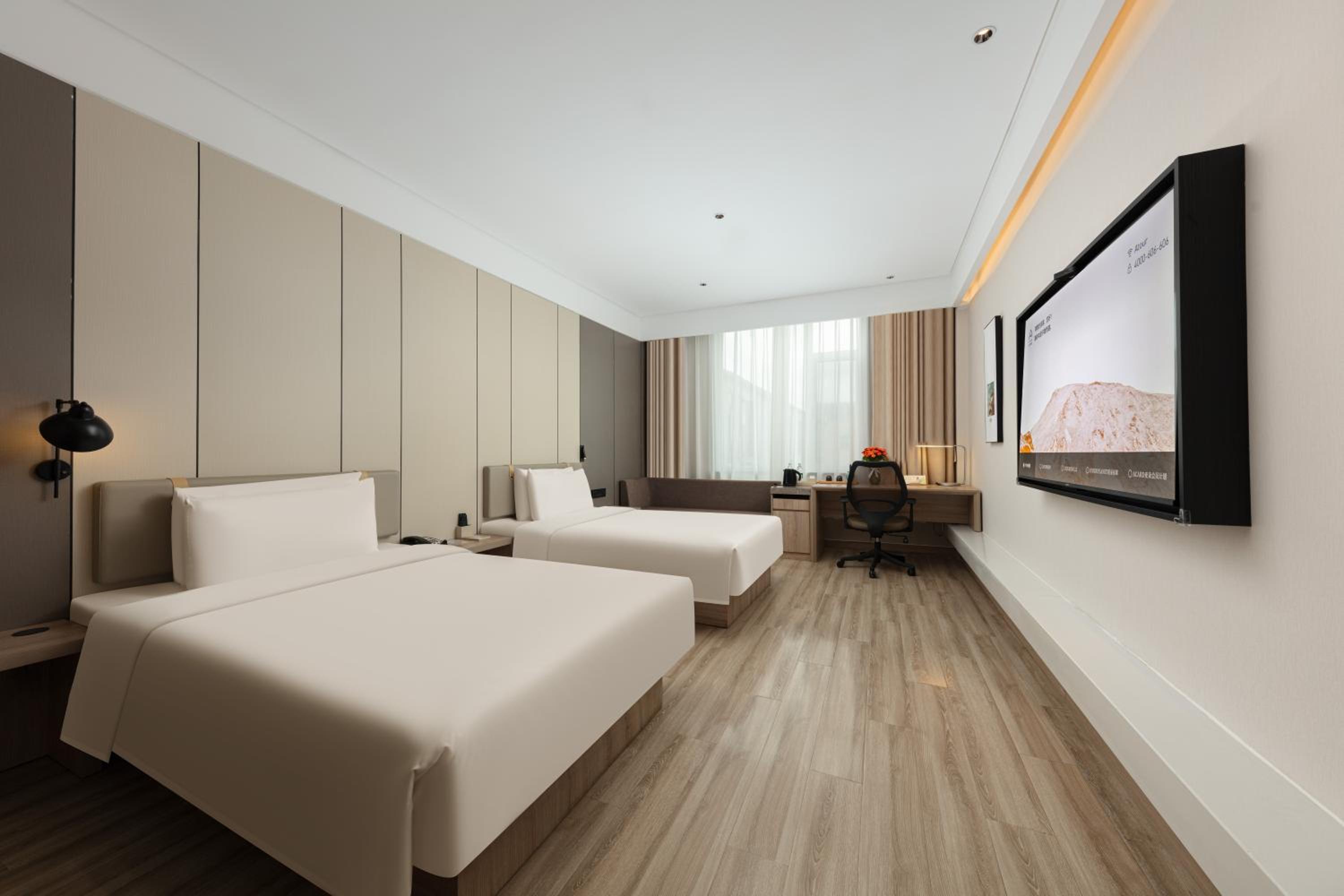 Elegent Twin Room photo 2